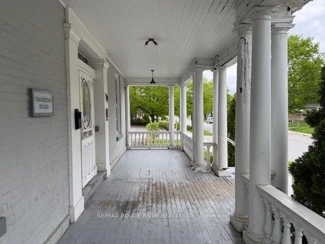 10 CHAPEL Street
