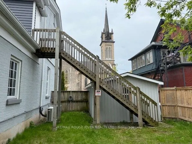 10 CHAPEL Street