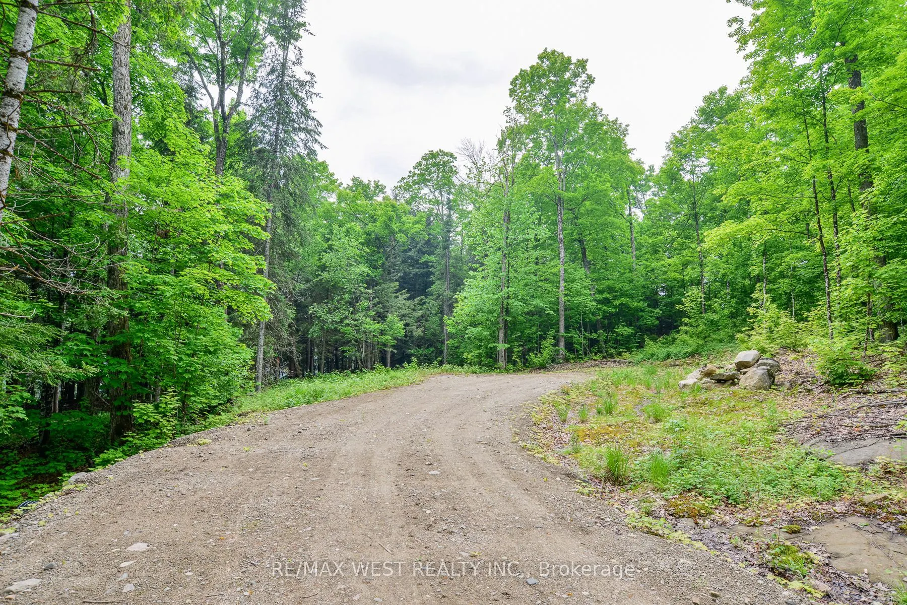 1180 HENEY LAKE Road
