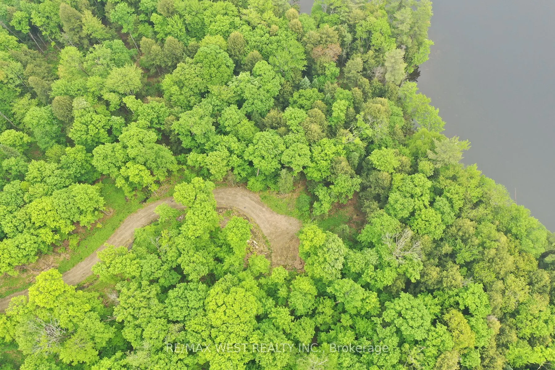 1180 HENEY LAKE Road
