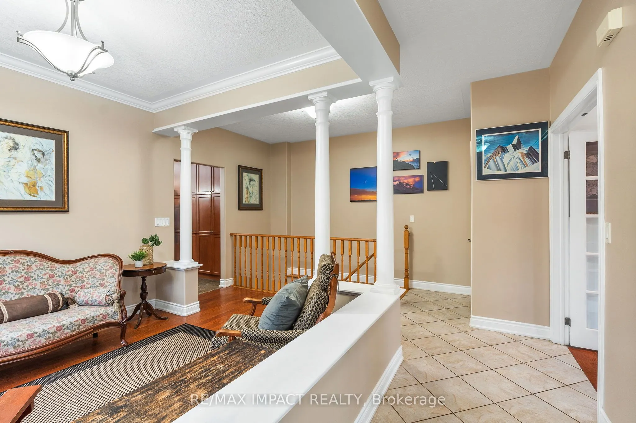 465 Foote Crescent