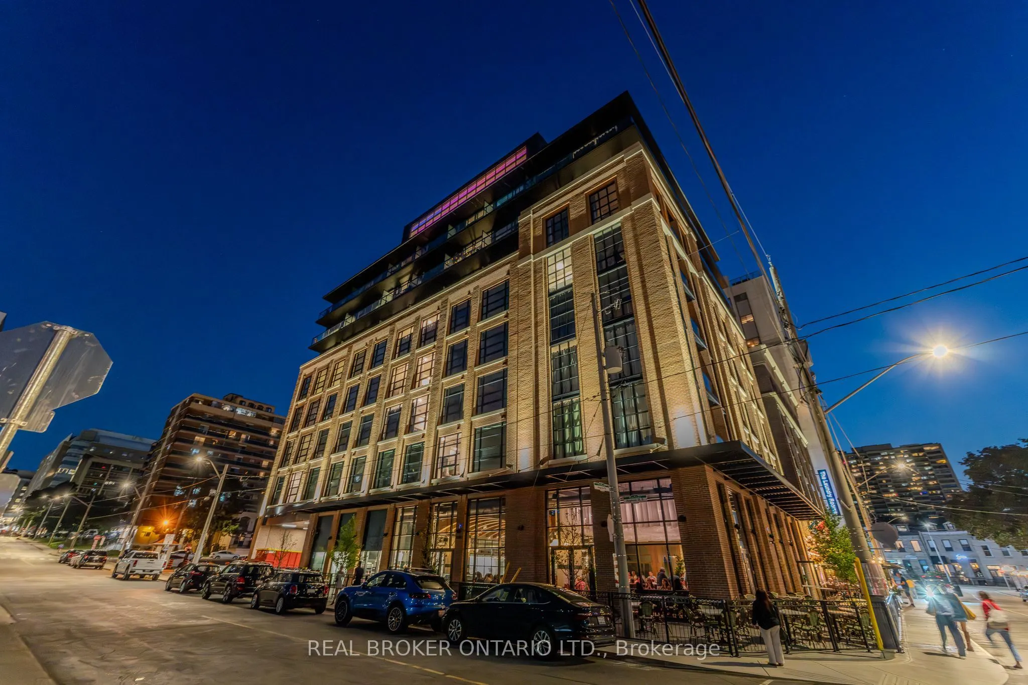 24 Augusta Street, #802