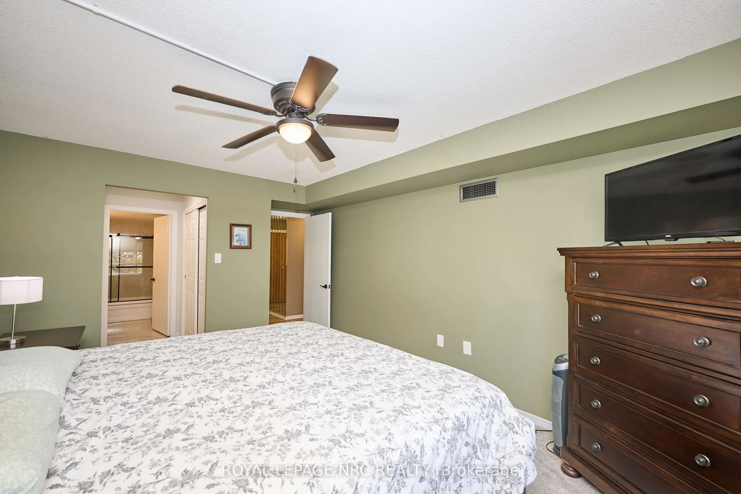 5100 DORCHESTER Road, #403