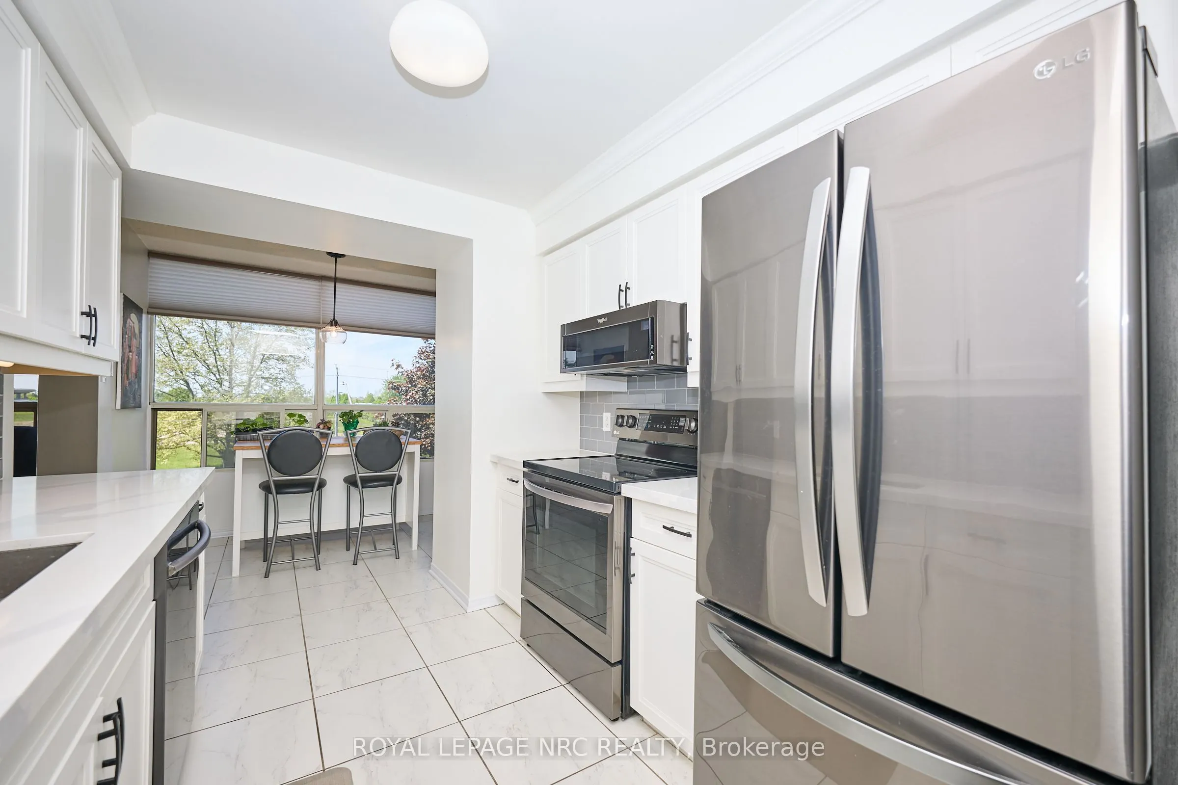 5100 DORCHESTER Road, #403