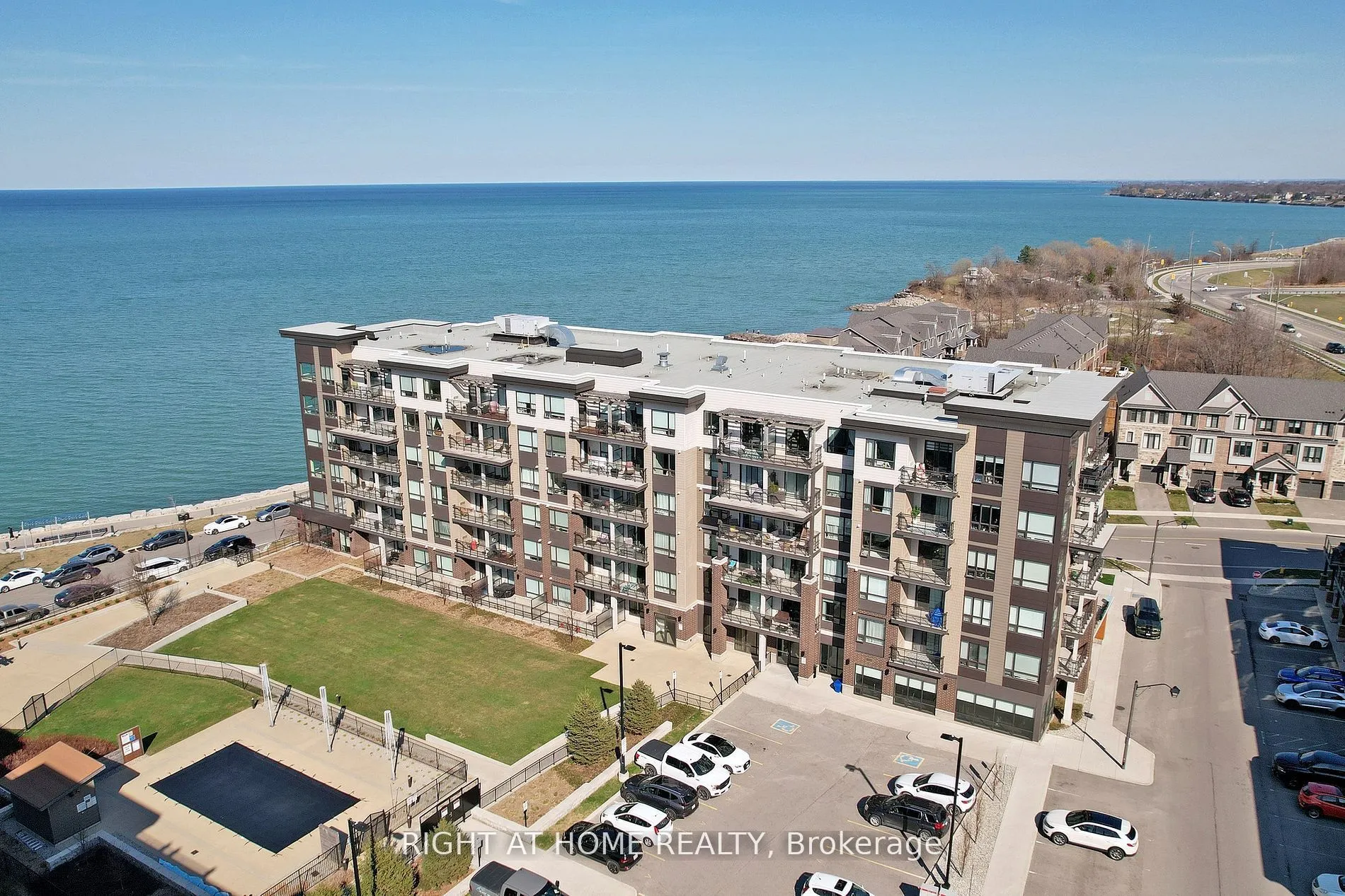10 Esplanade Lane #616