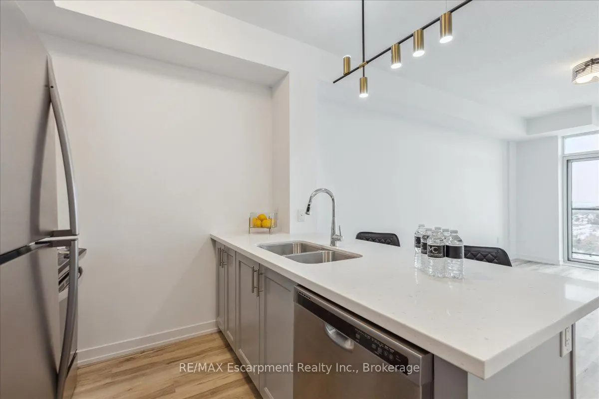 450 Dundas Street E #1001
