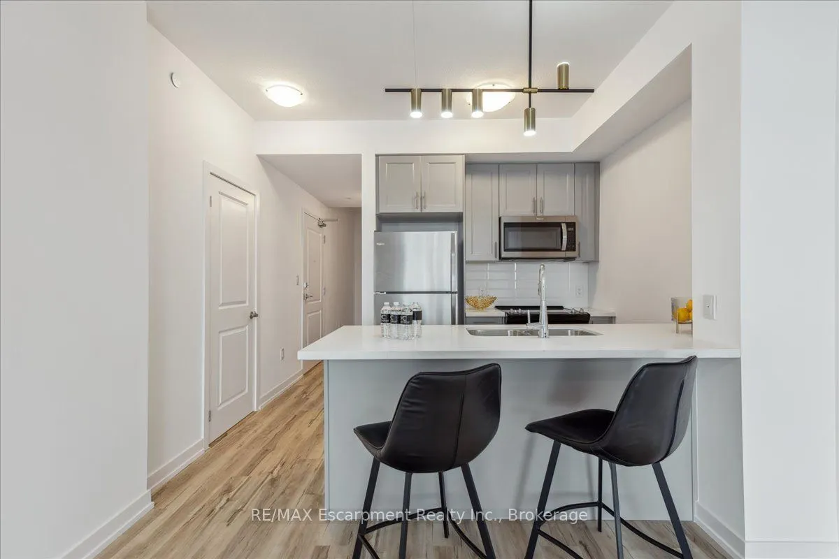 450 Dundas Street E #1001
