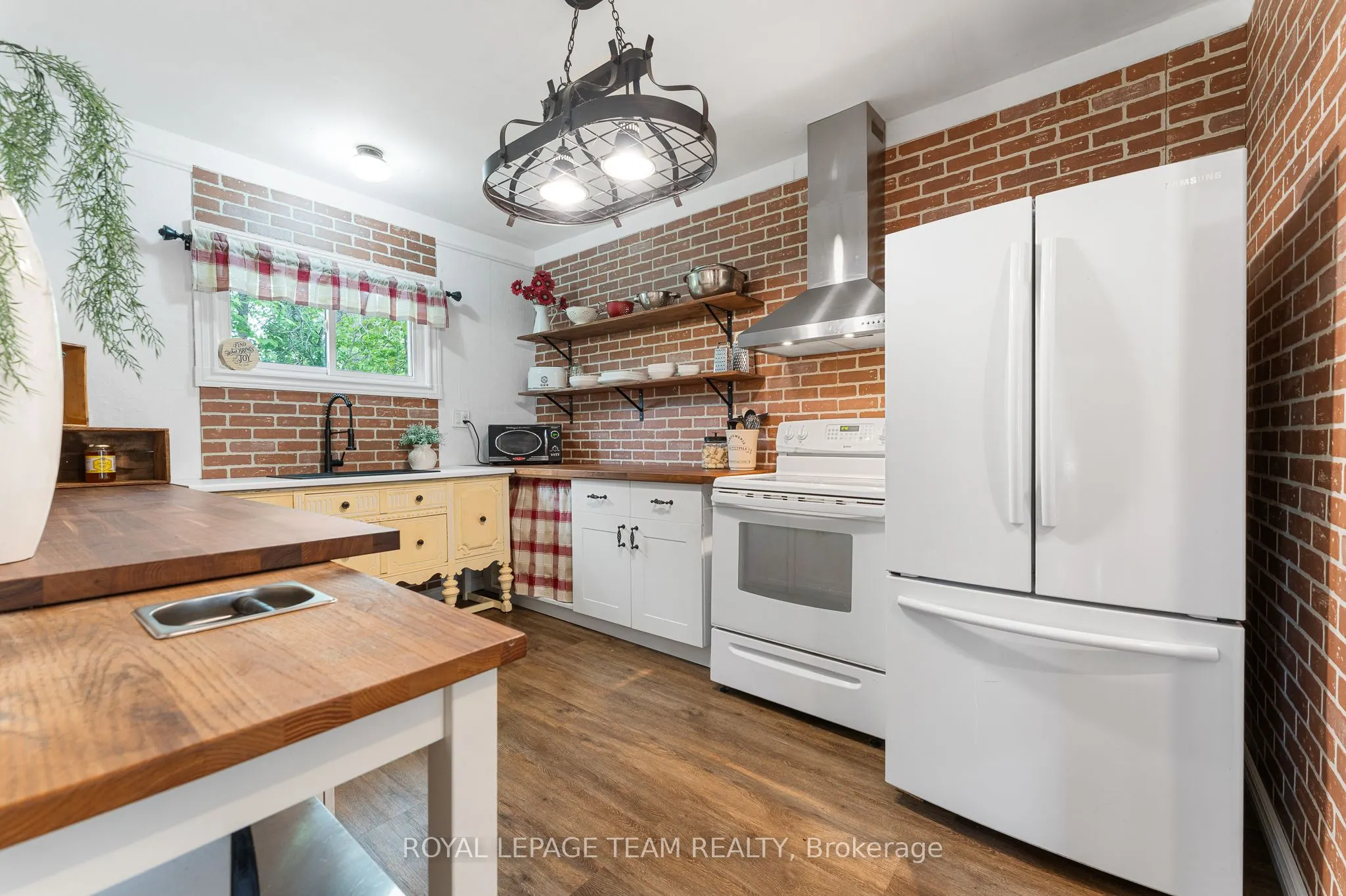 378 Donald B Munro Drive