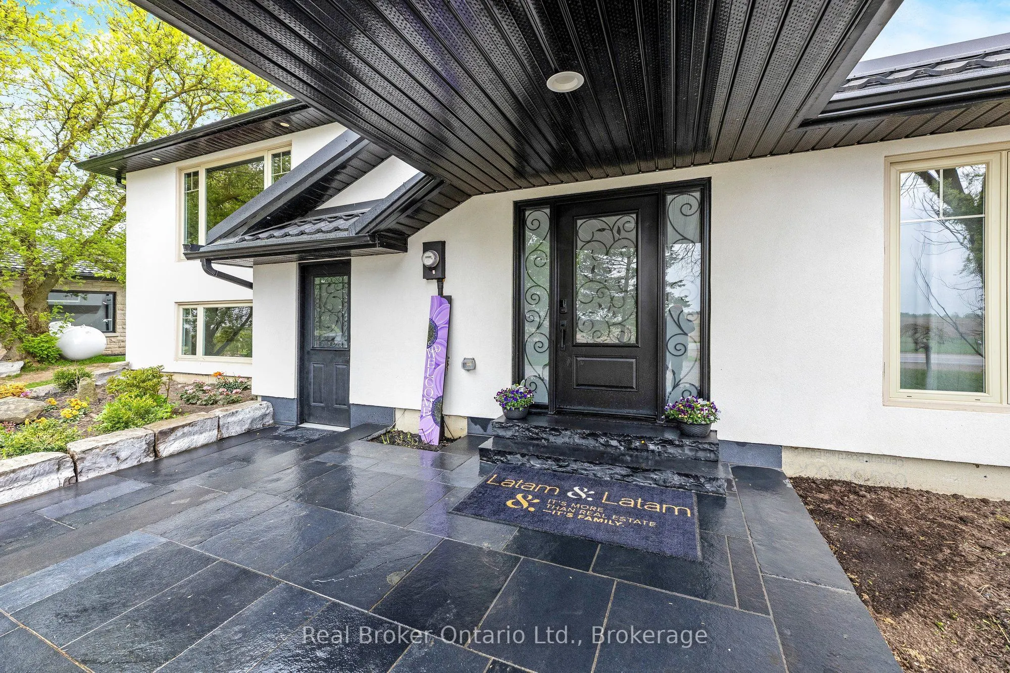 5938 Trafalgar Road