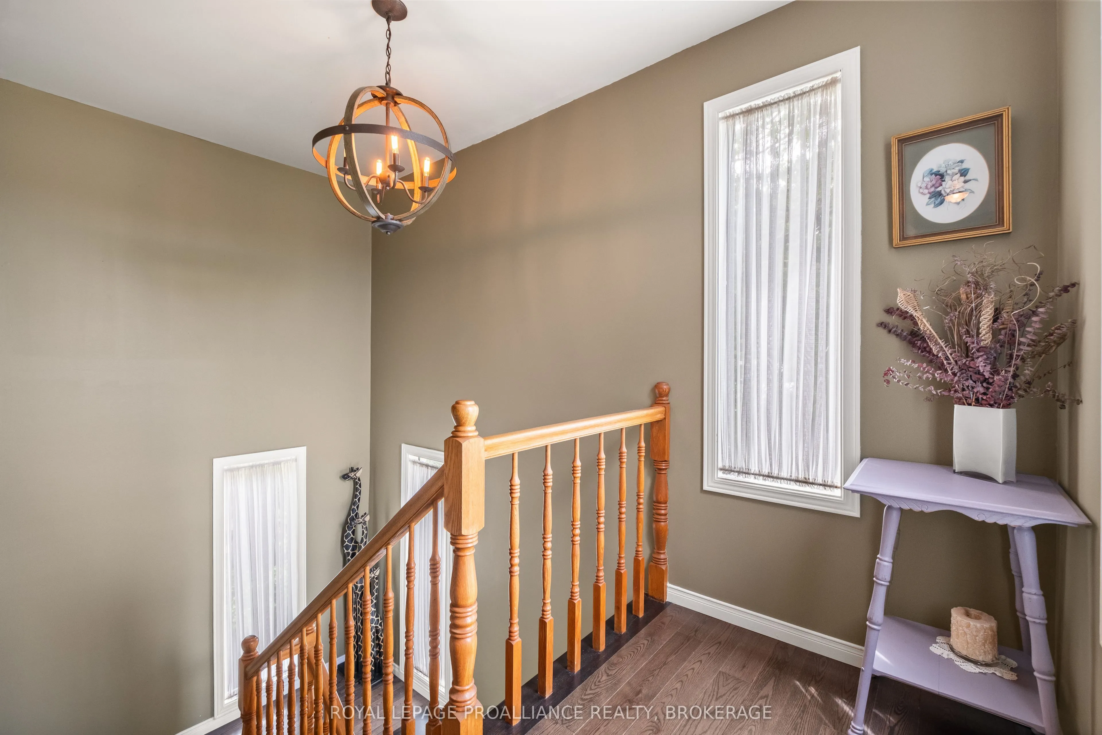1020 Lark Lane