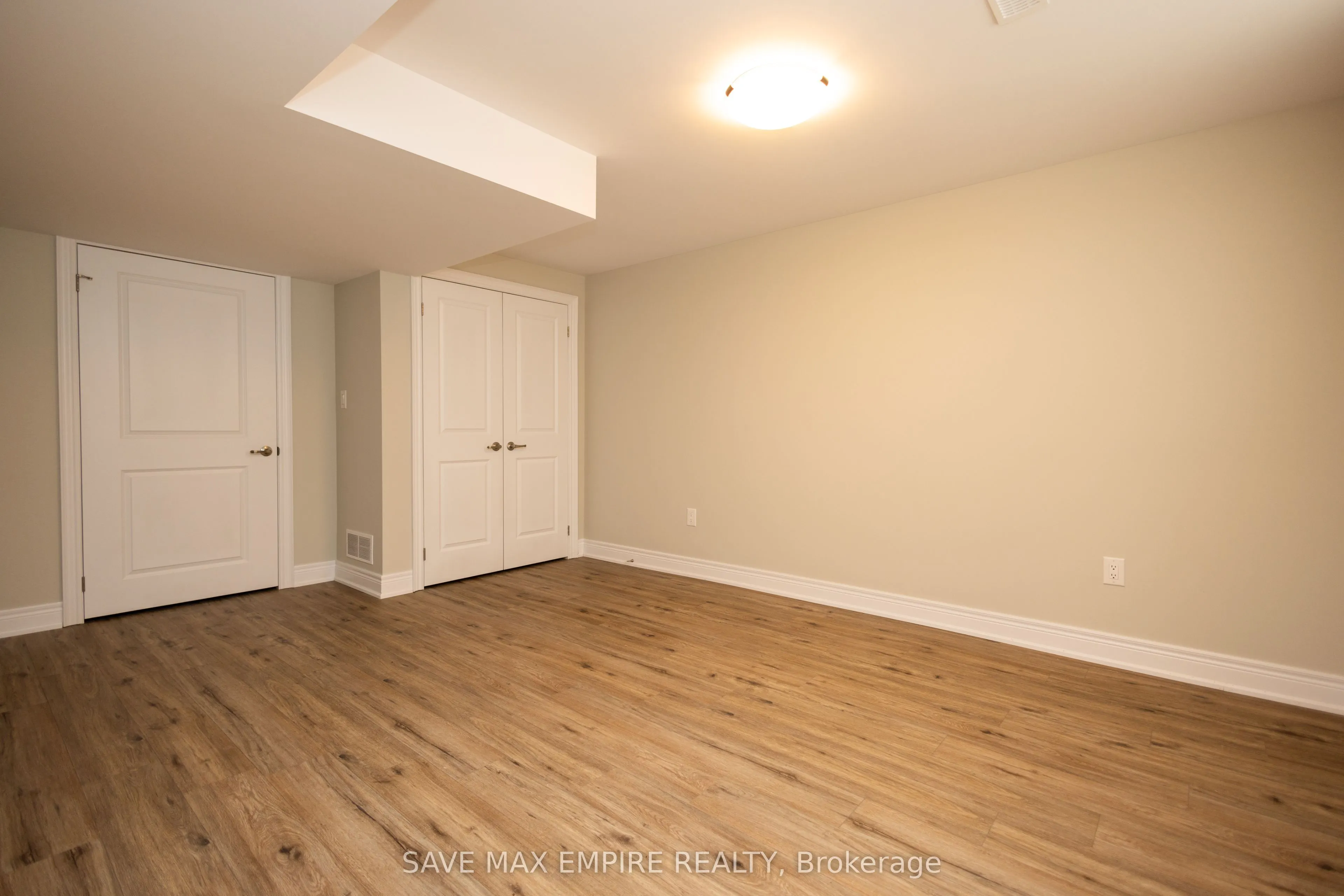 3580 Canfield Crescent