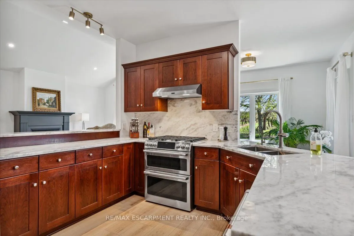 5252 GREENLANE Road