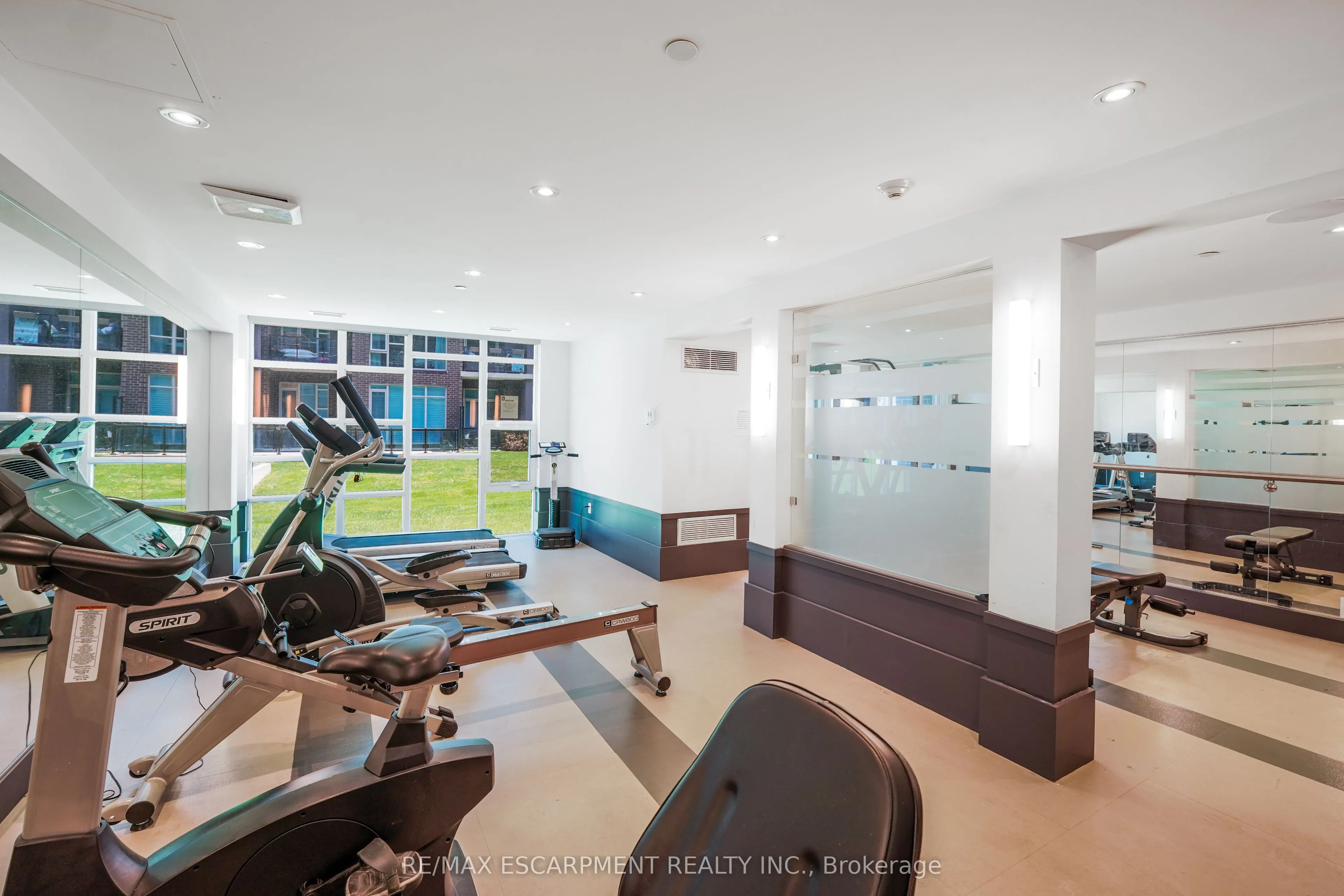 10 Concord Place, #222