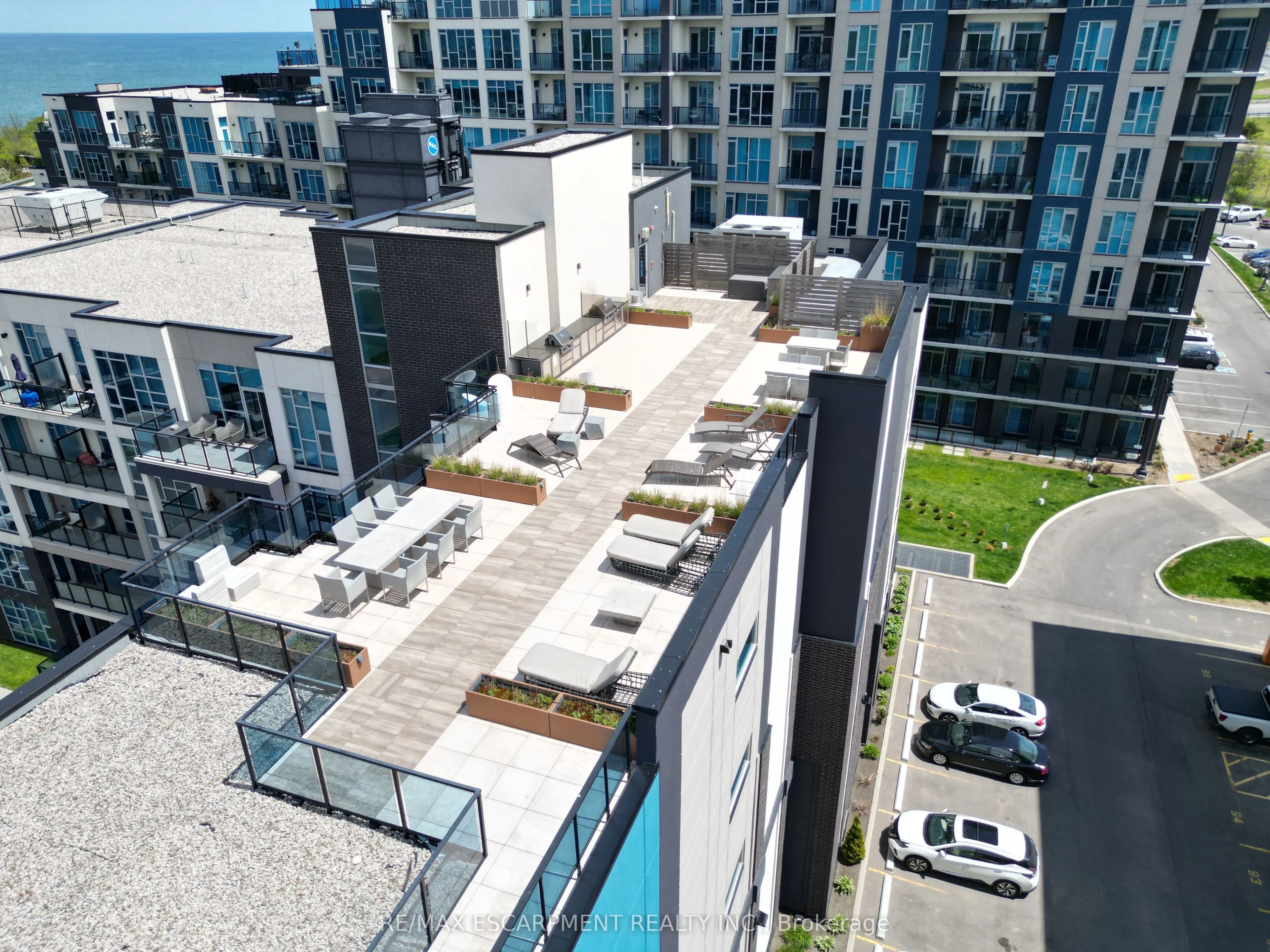 10 Concord Place, #222
