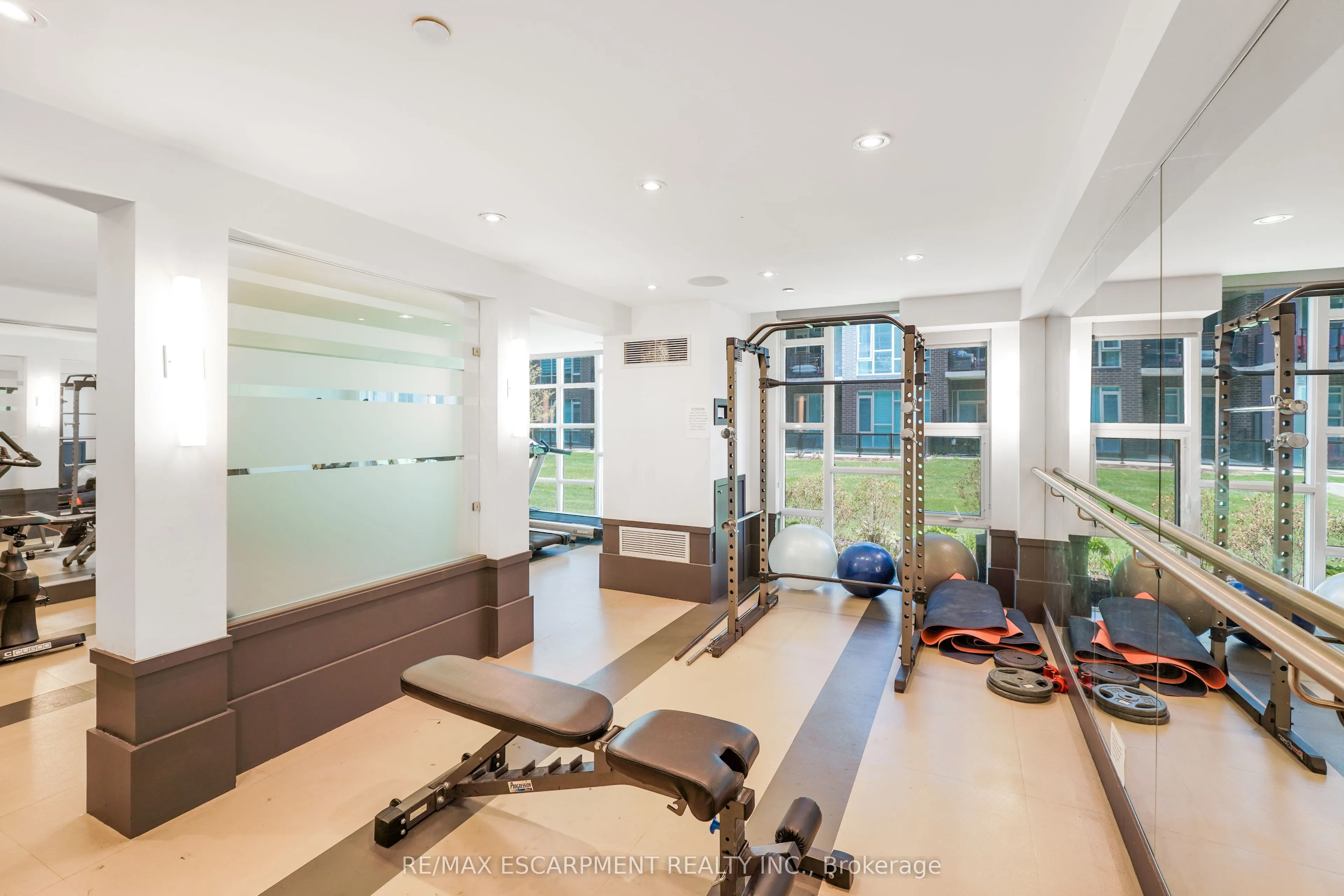 10 Concord Place, #222