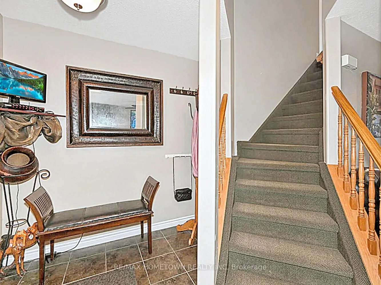 16 REGENCY Place