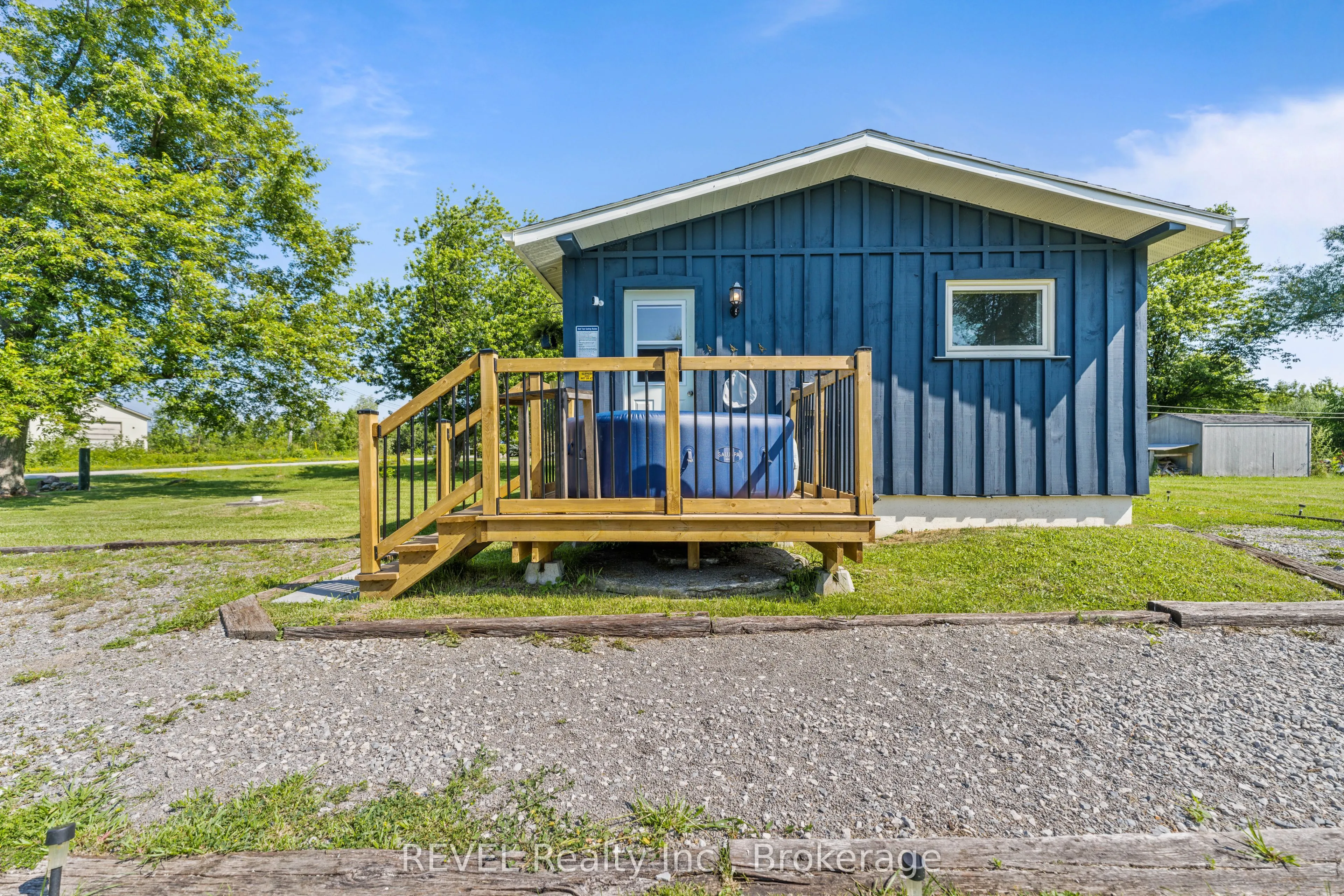 11817 SIDE ROAD 18 Road