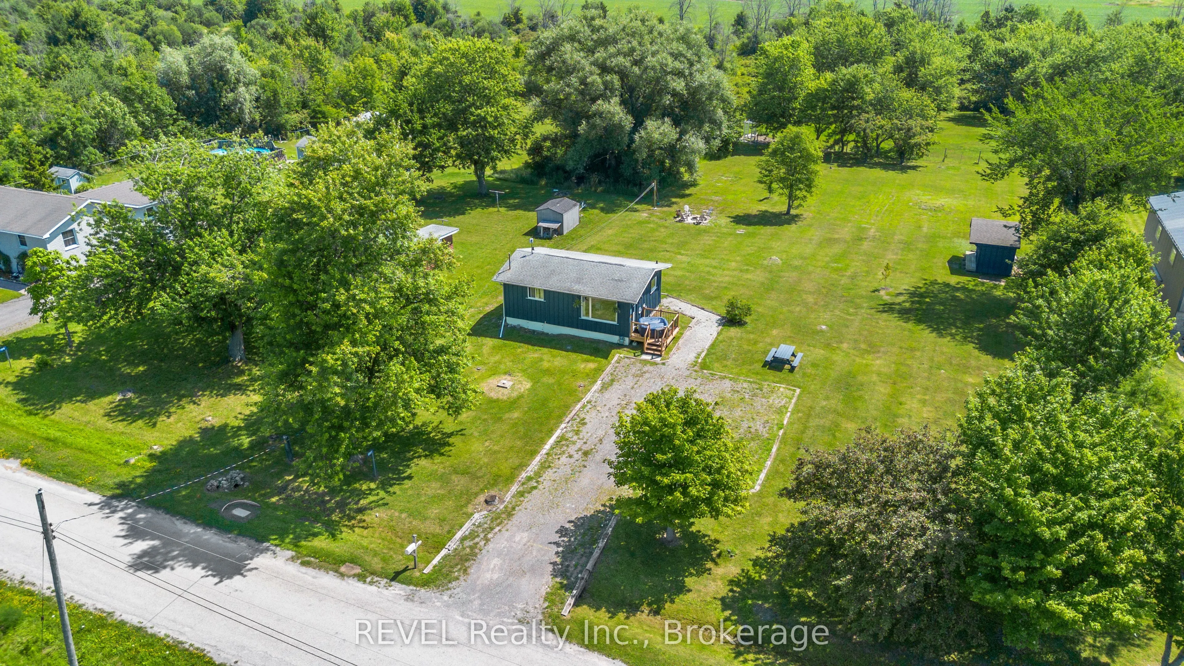 11817 SIDE ROAD 18 Road