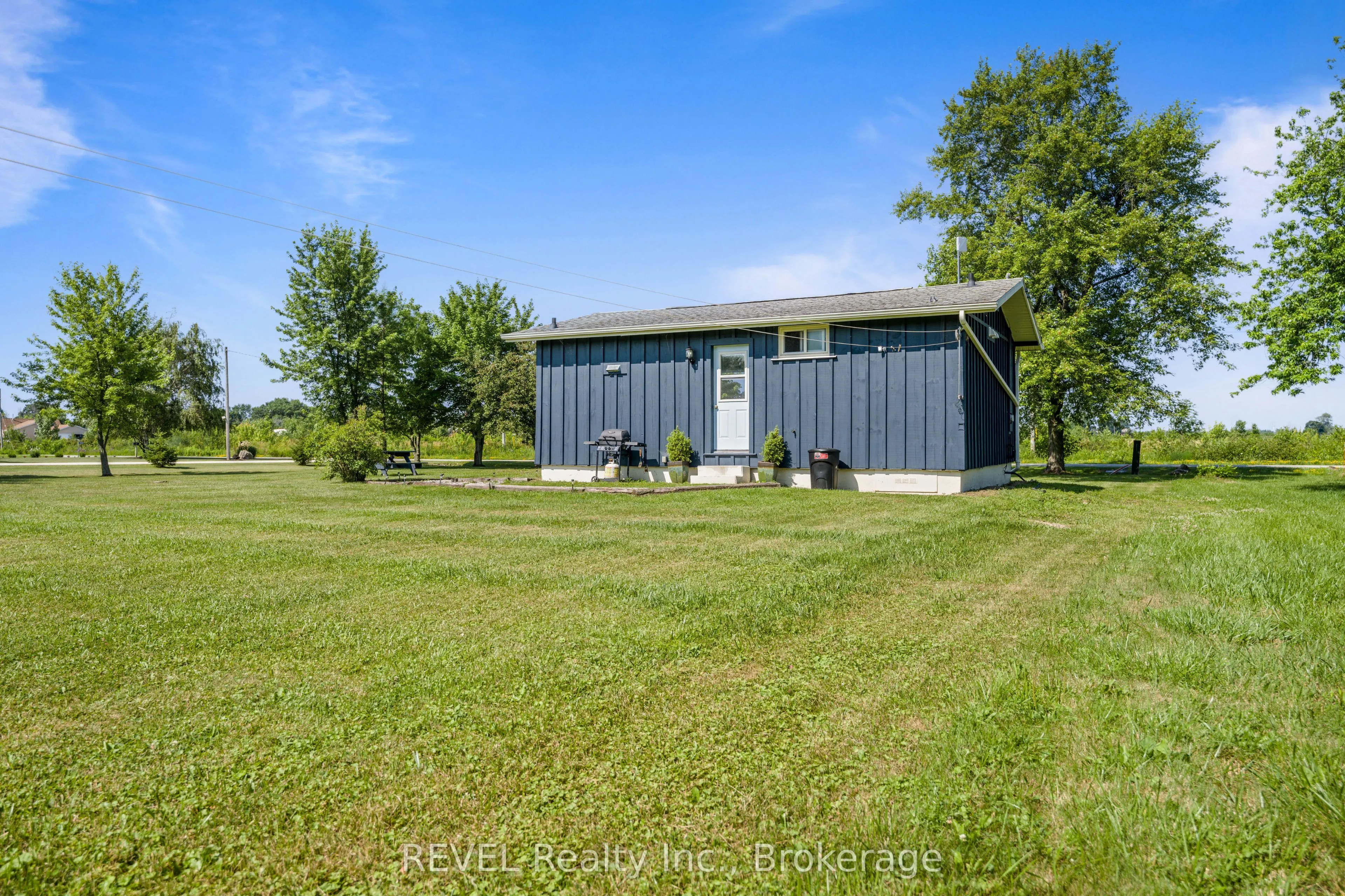 11817 SIDE ROAD 18 Road