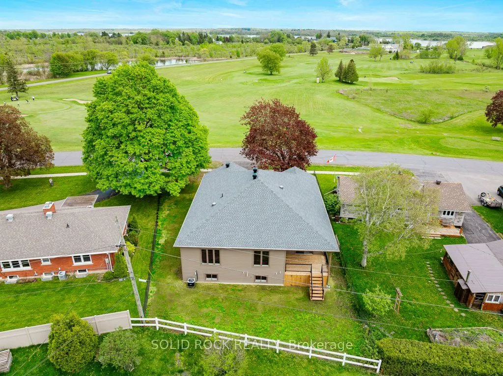 30 Lakeview Drive