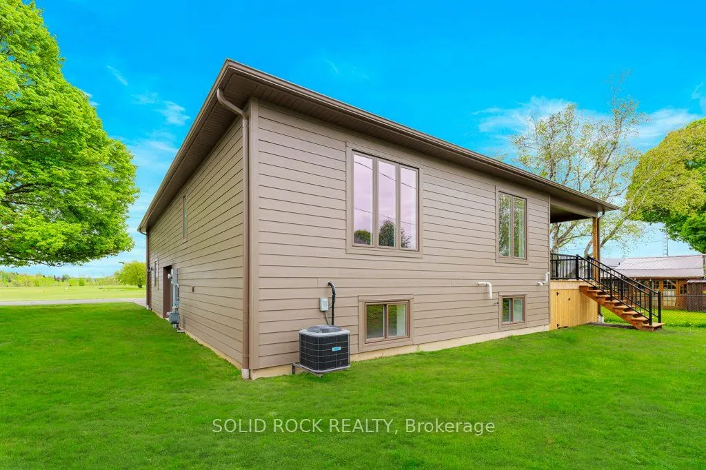 30 Lakeview Drive