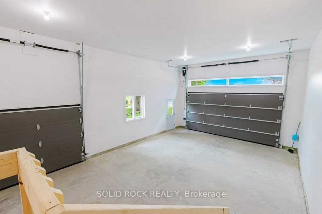 30 Lakeview Drive