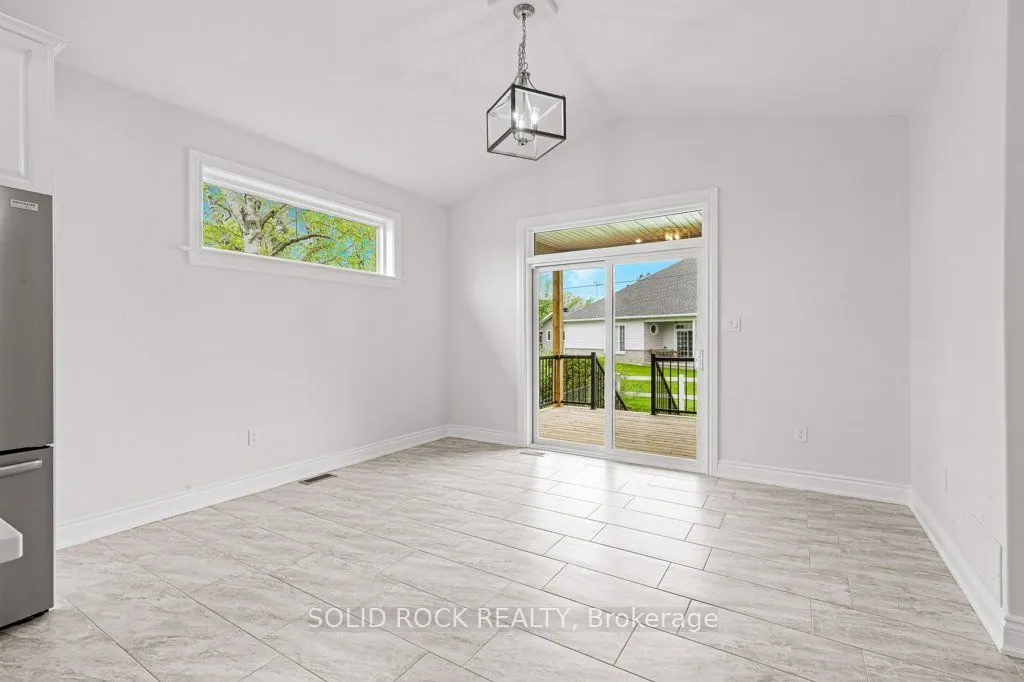 30 Lakeview Drive