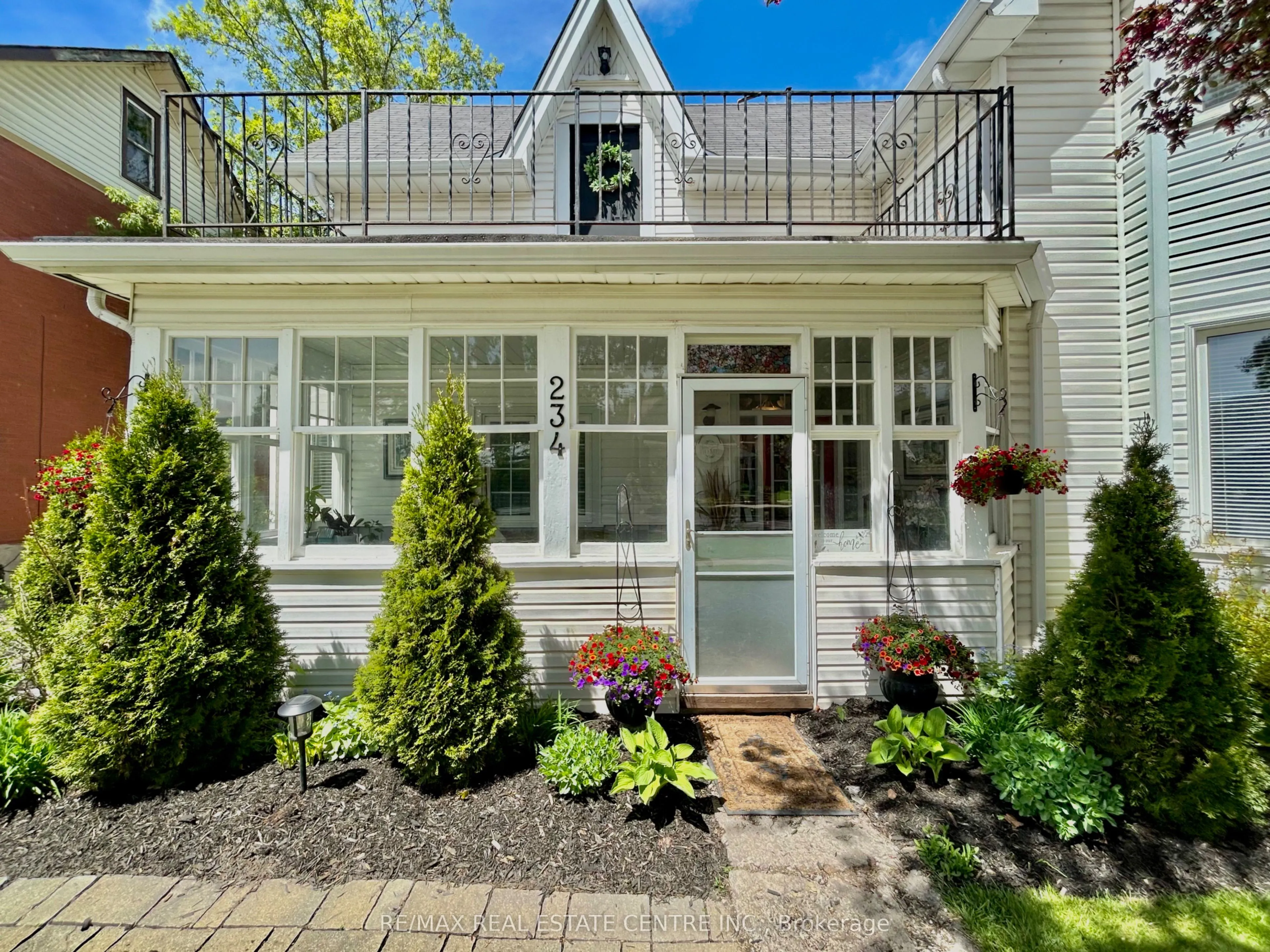234 Main St Street E