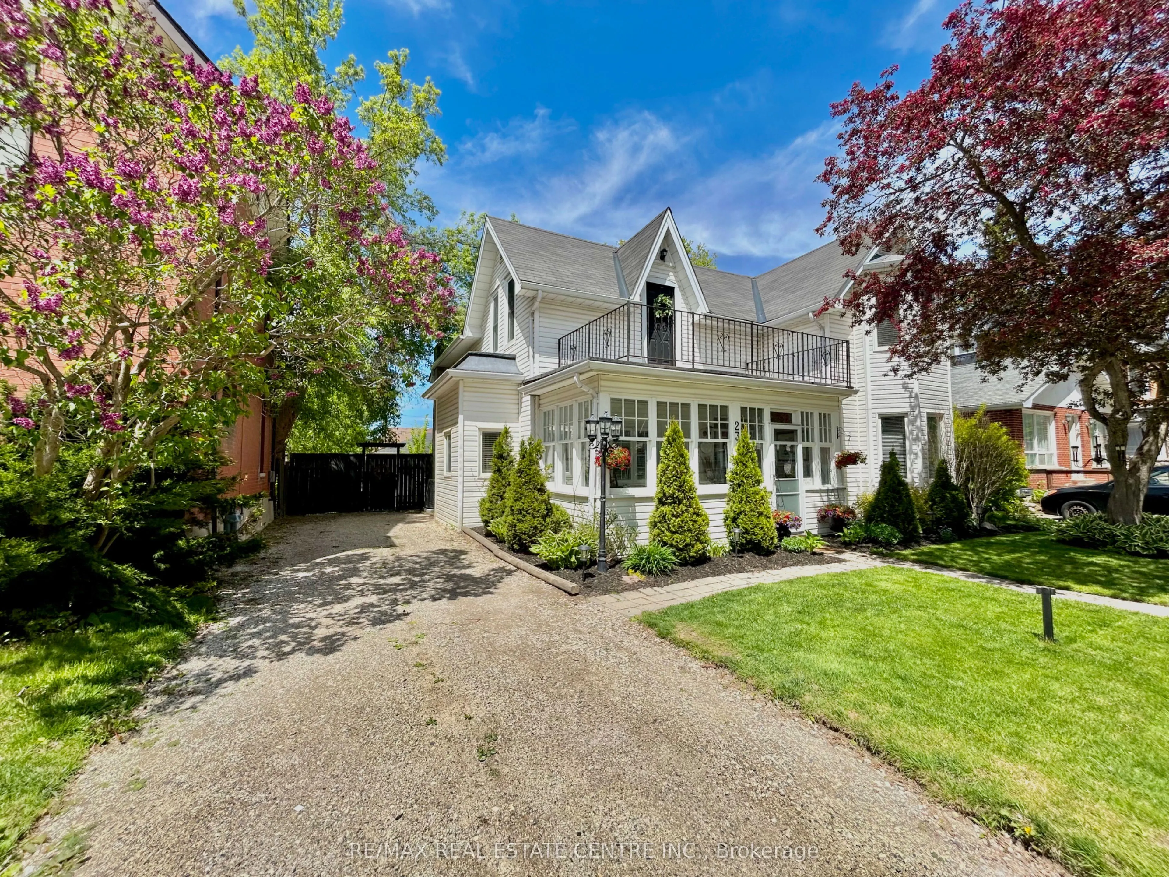 234 Main St Street E