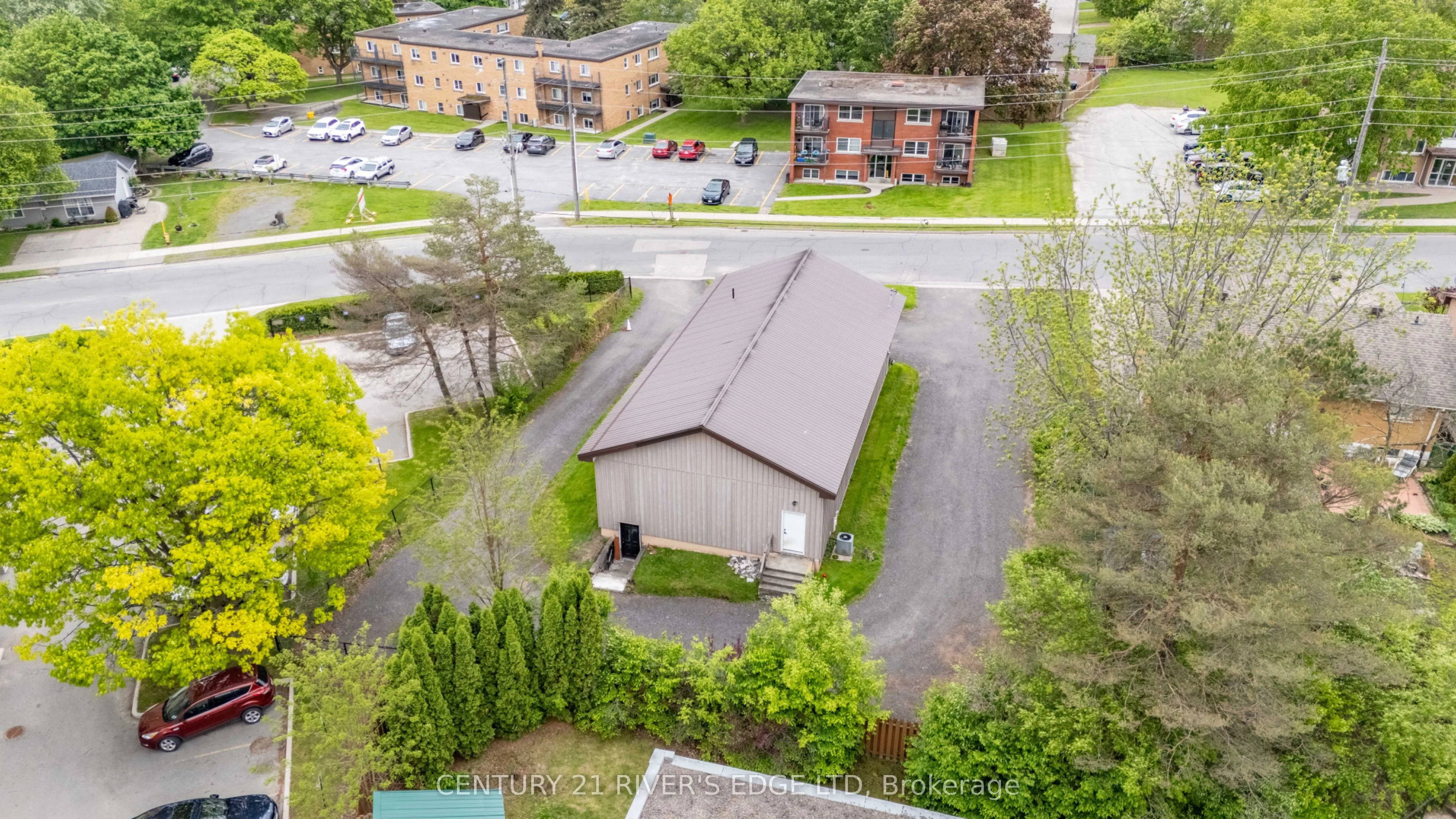 4 SCHOFIELD Avenue