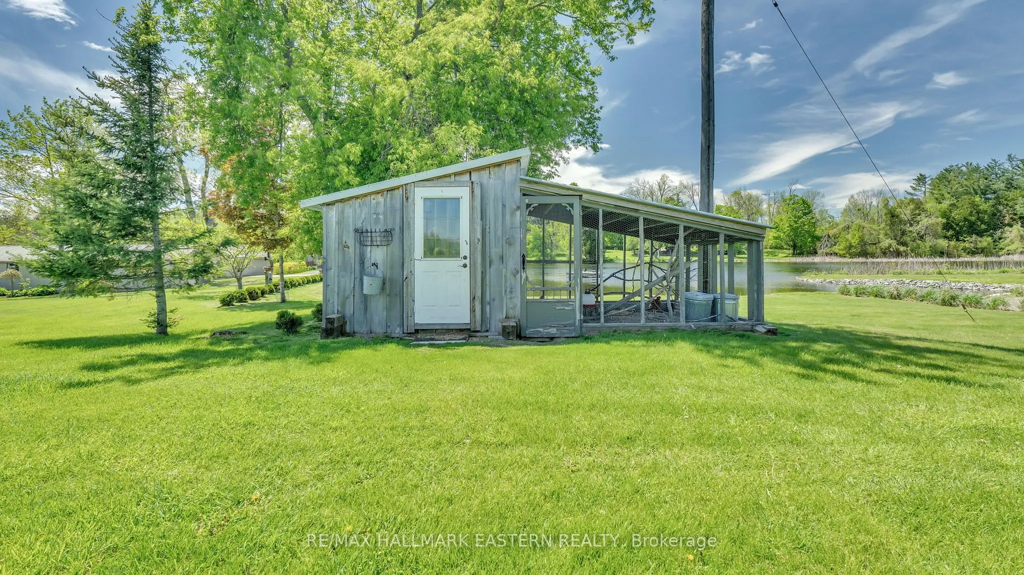 551 & 565 Cooney Island Road E