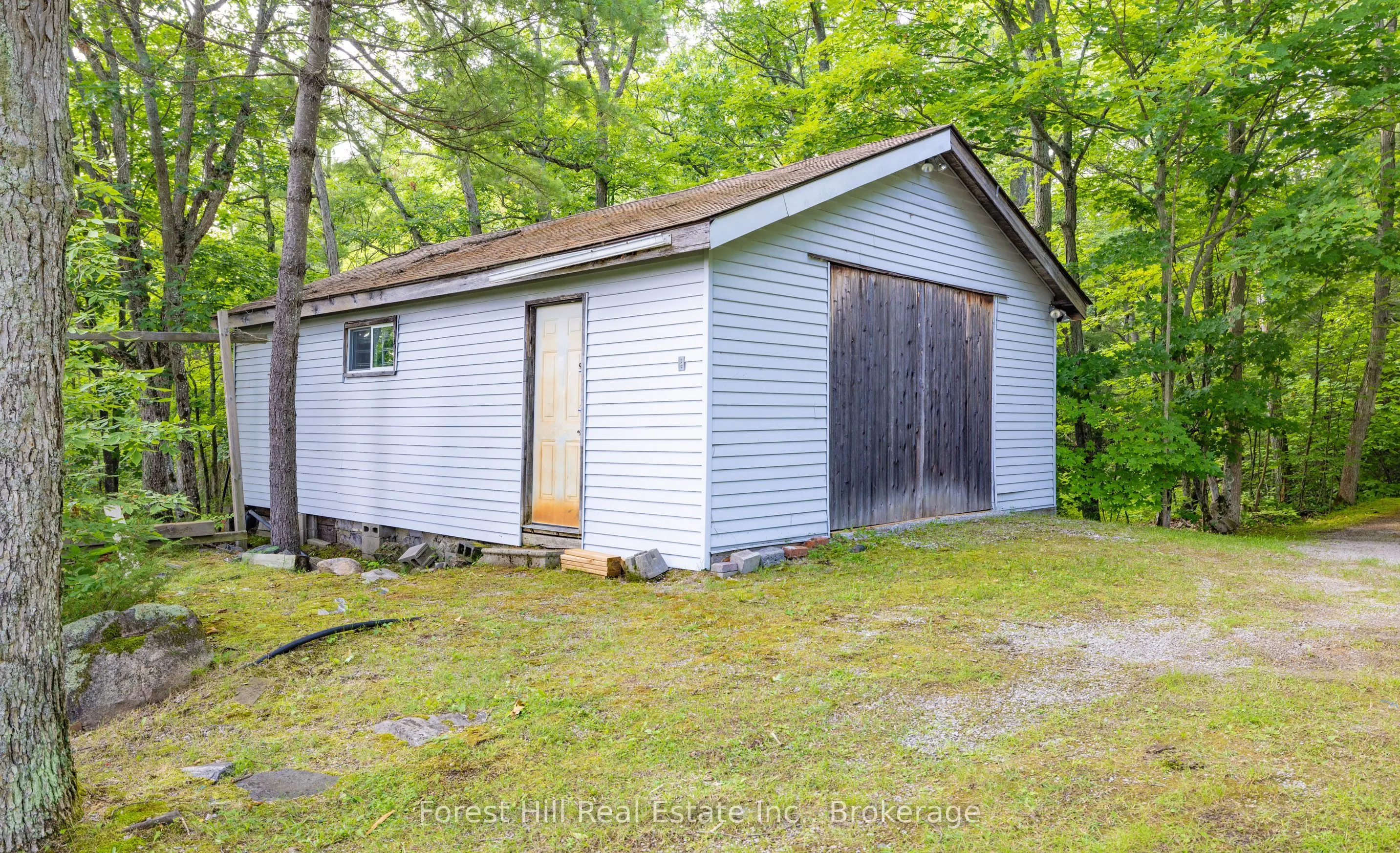 959 HARRISON Trail