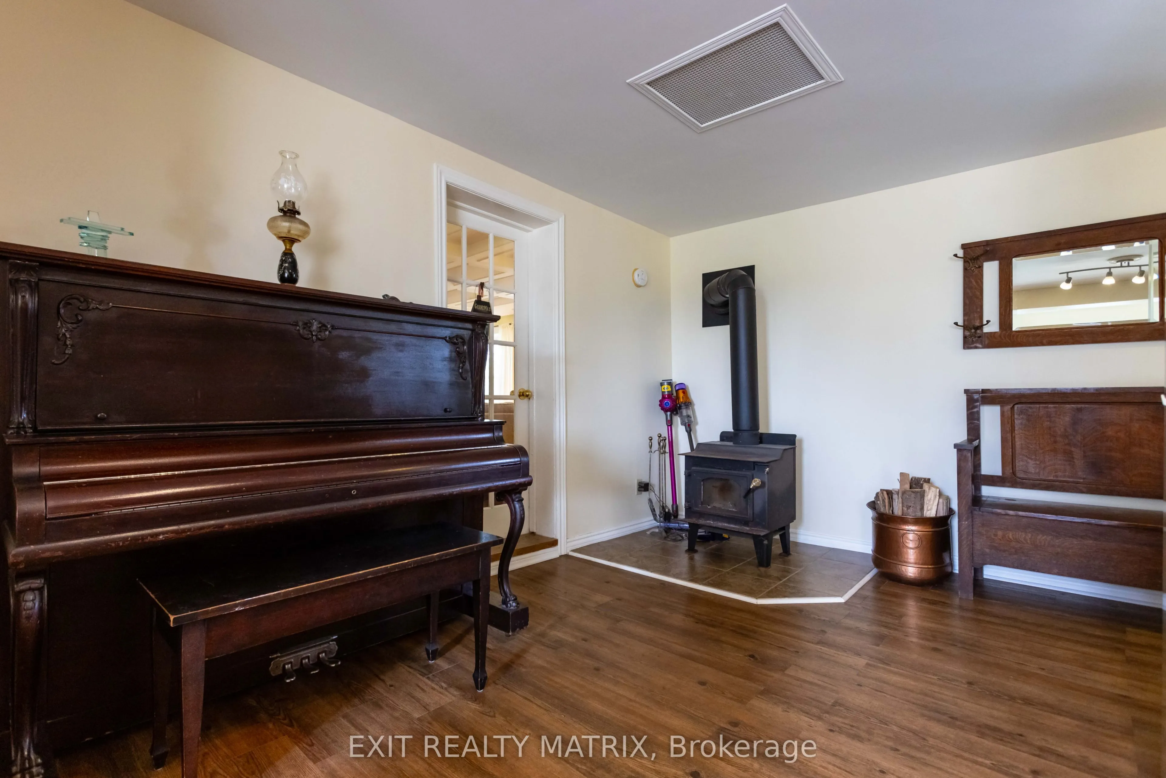 1467 Wade Road