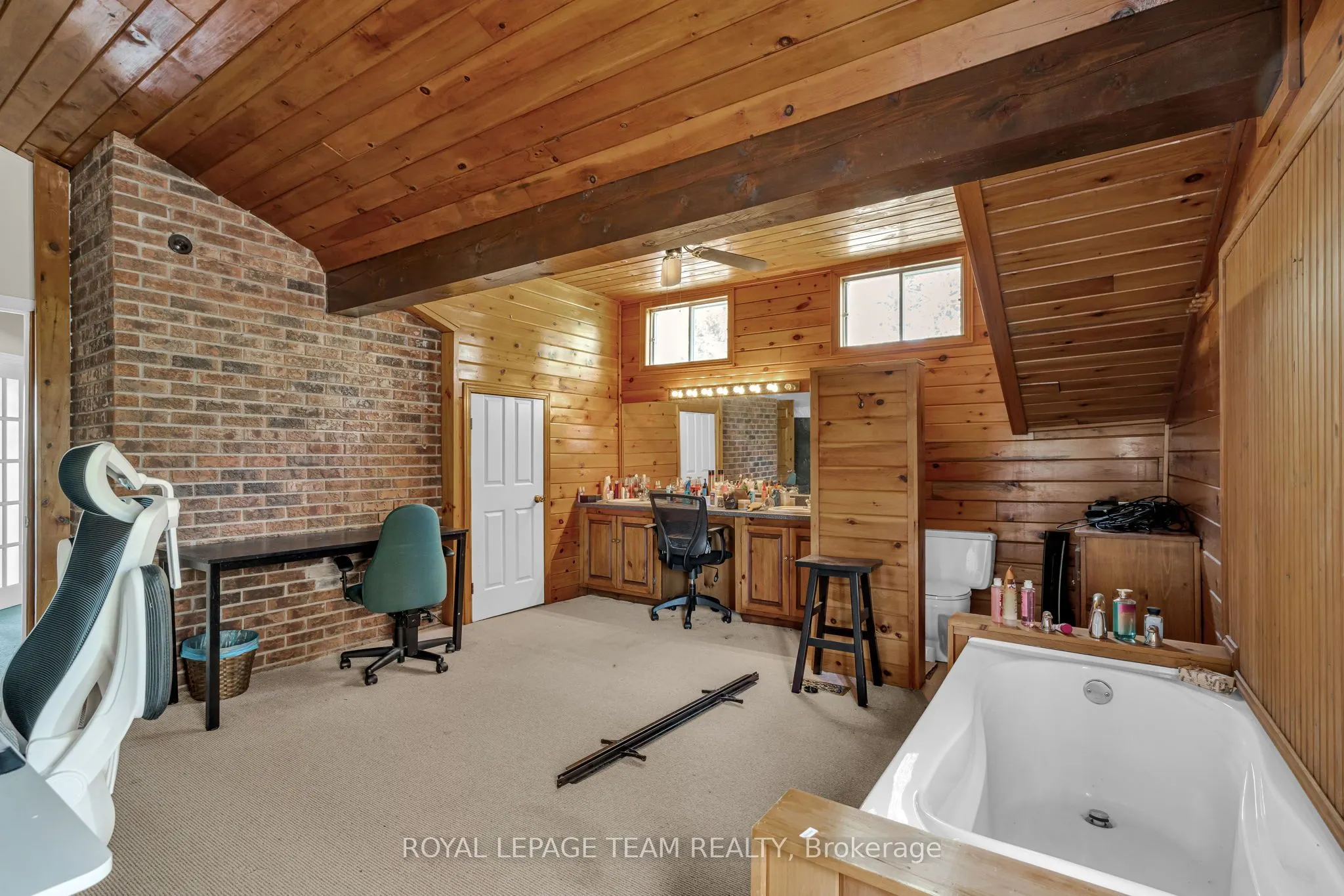2322 Summerside Drive