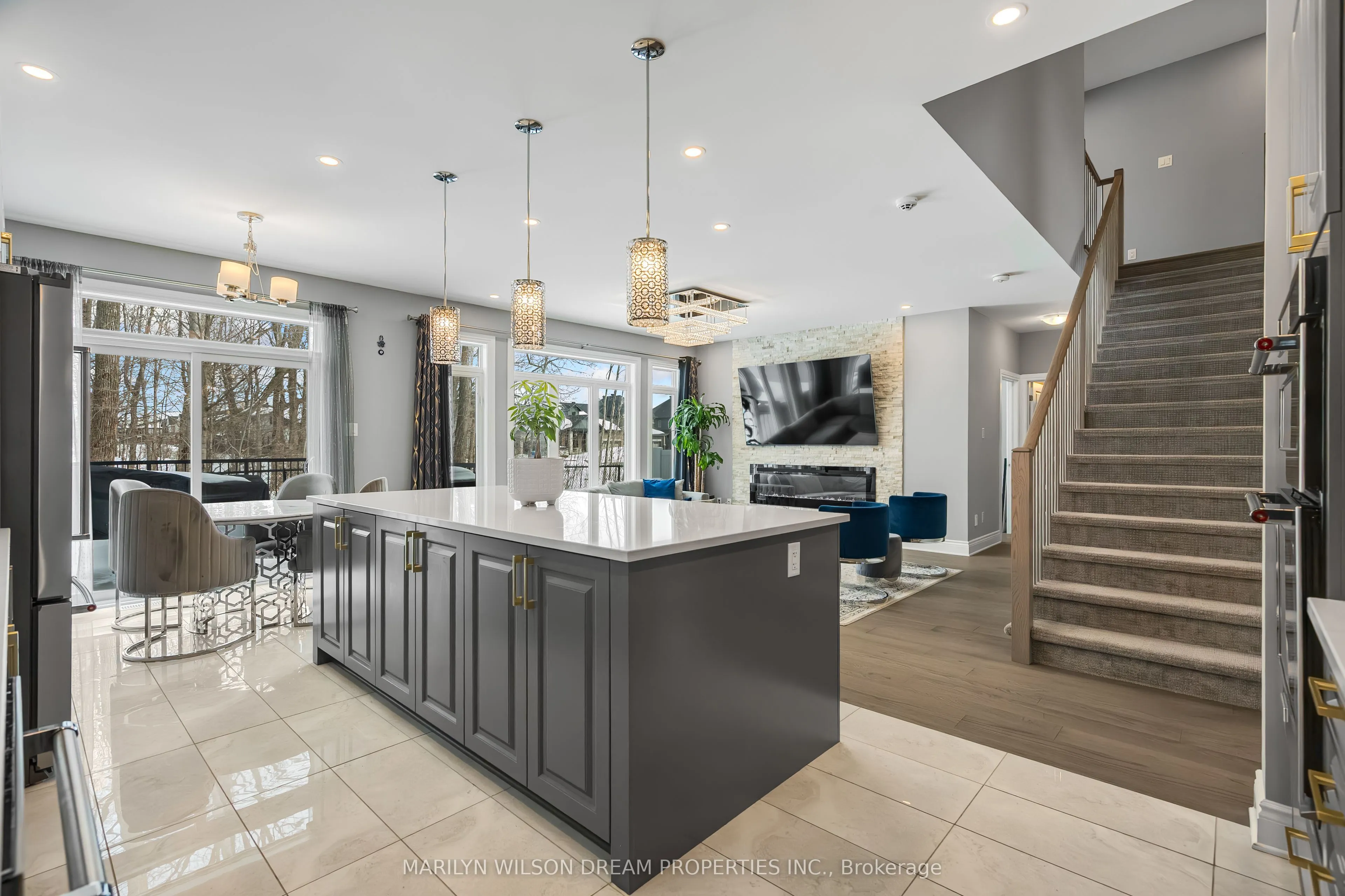 43 Angel Heights