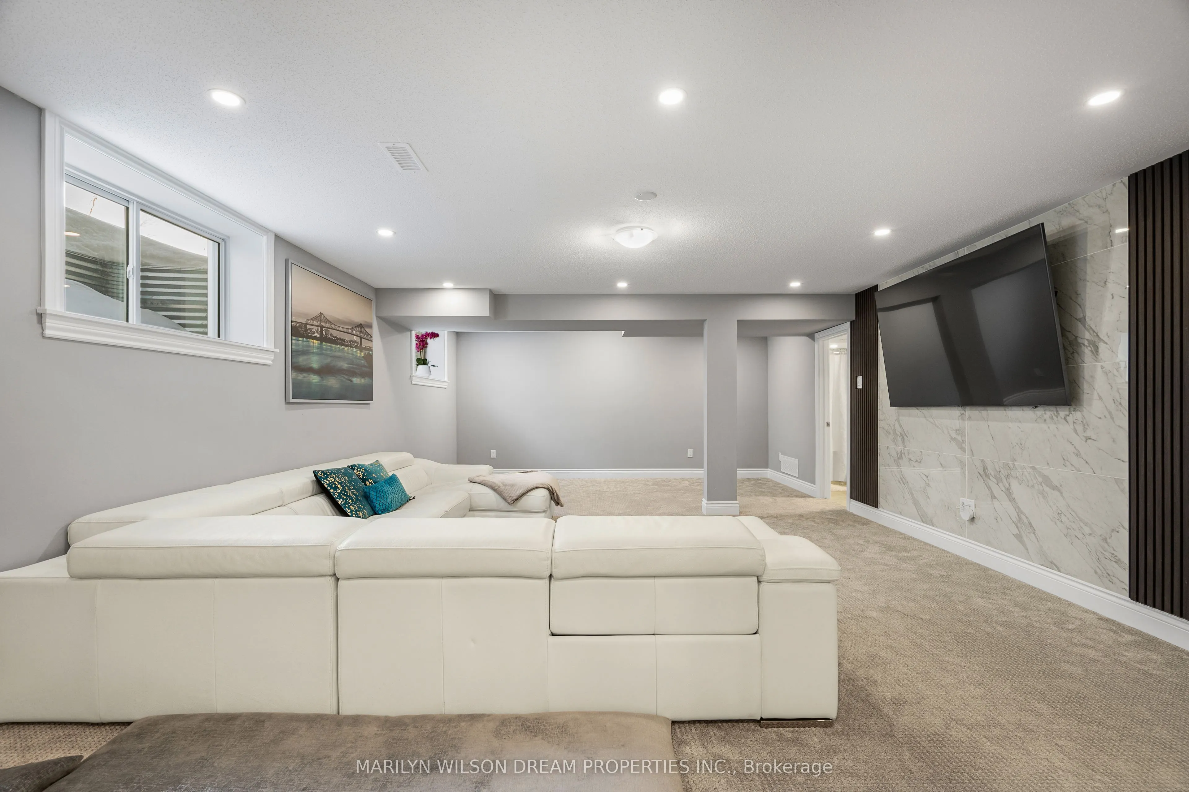 43 Angel Heights