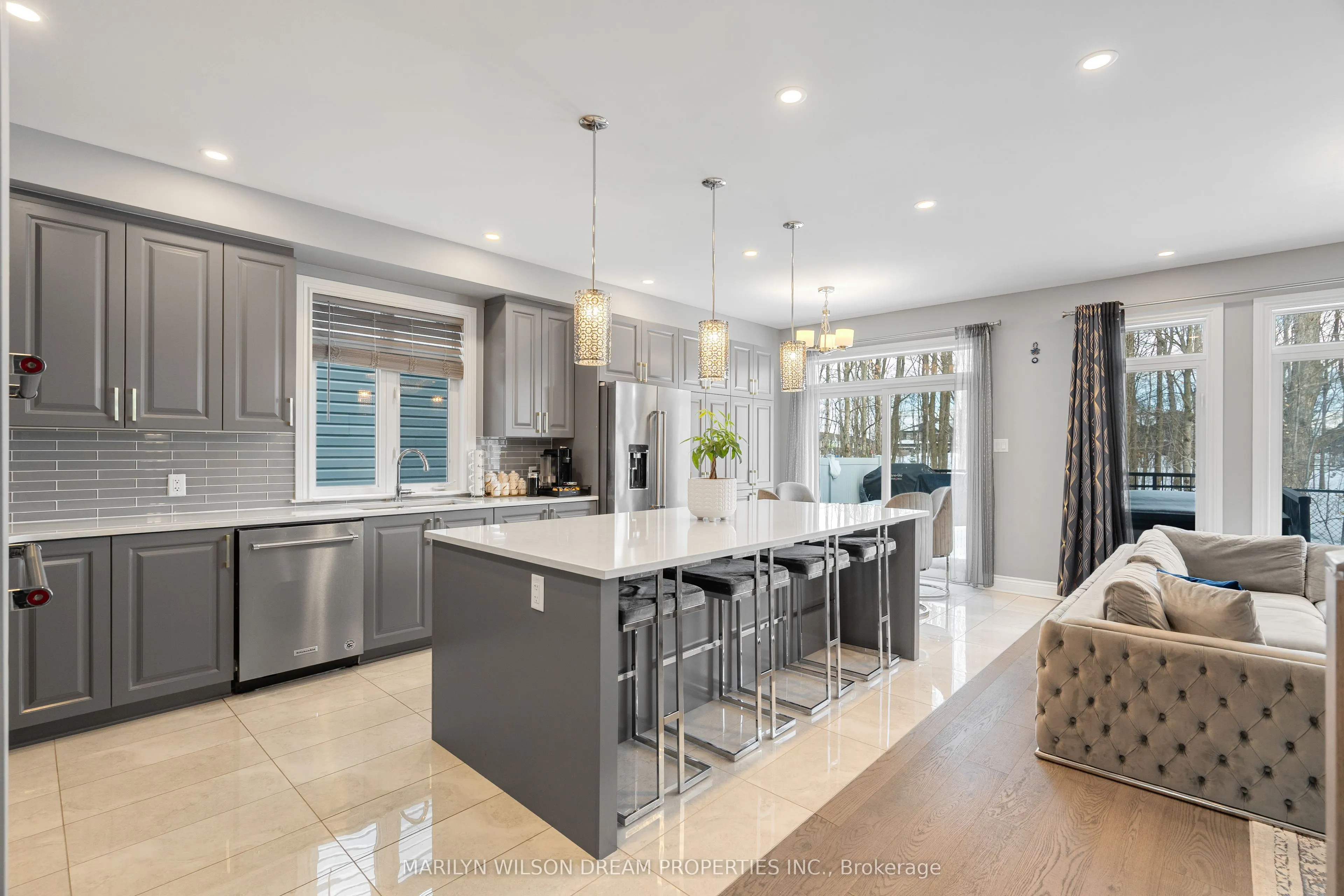 43 Angel Heights