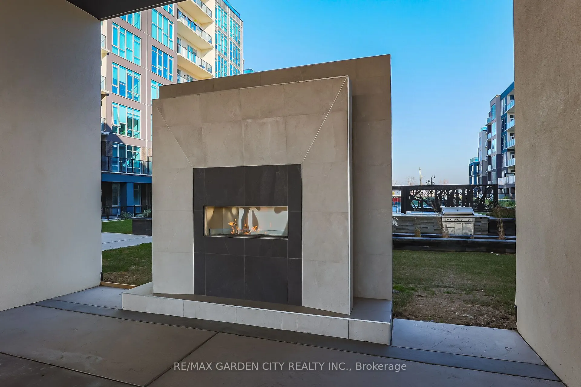 16 Concord Place, #431