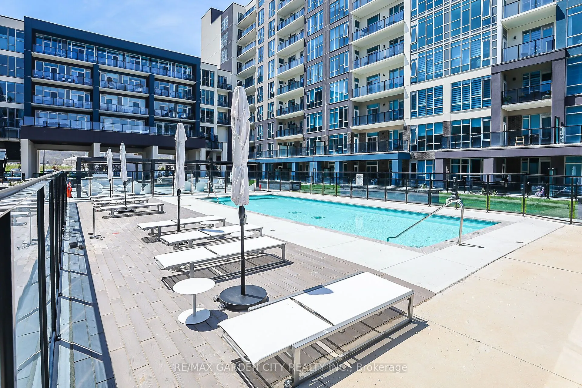 16 Concord Place, #431