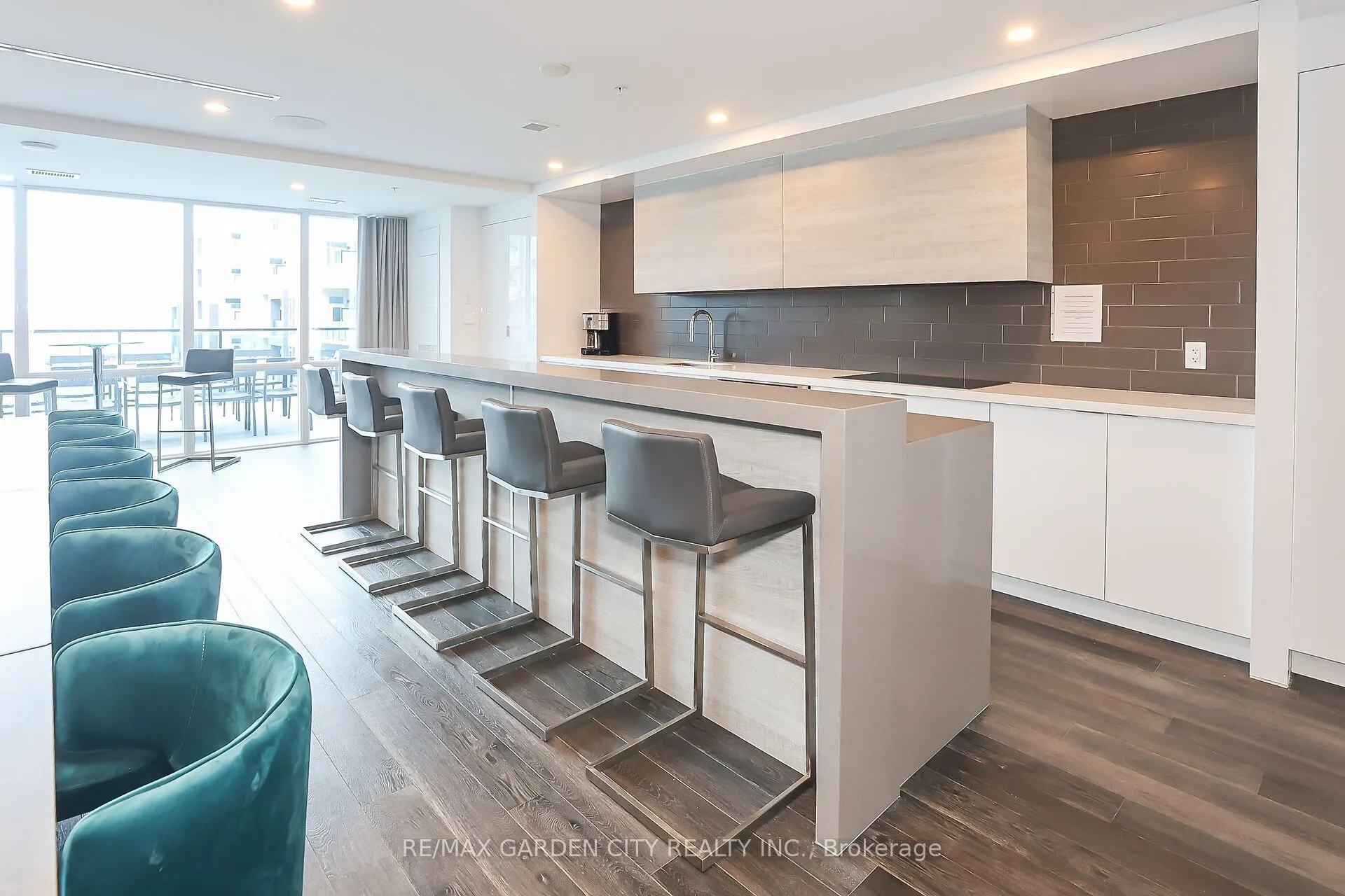 16 Concord Place, #431