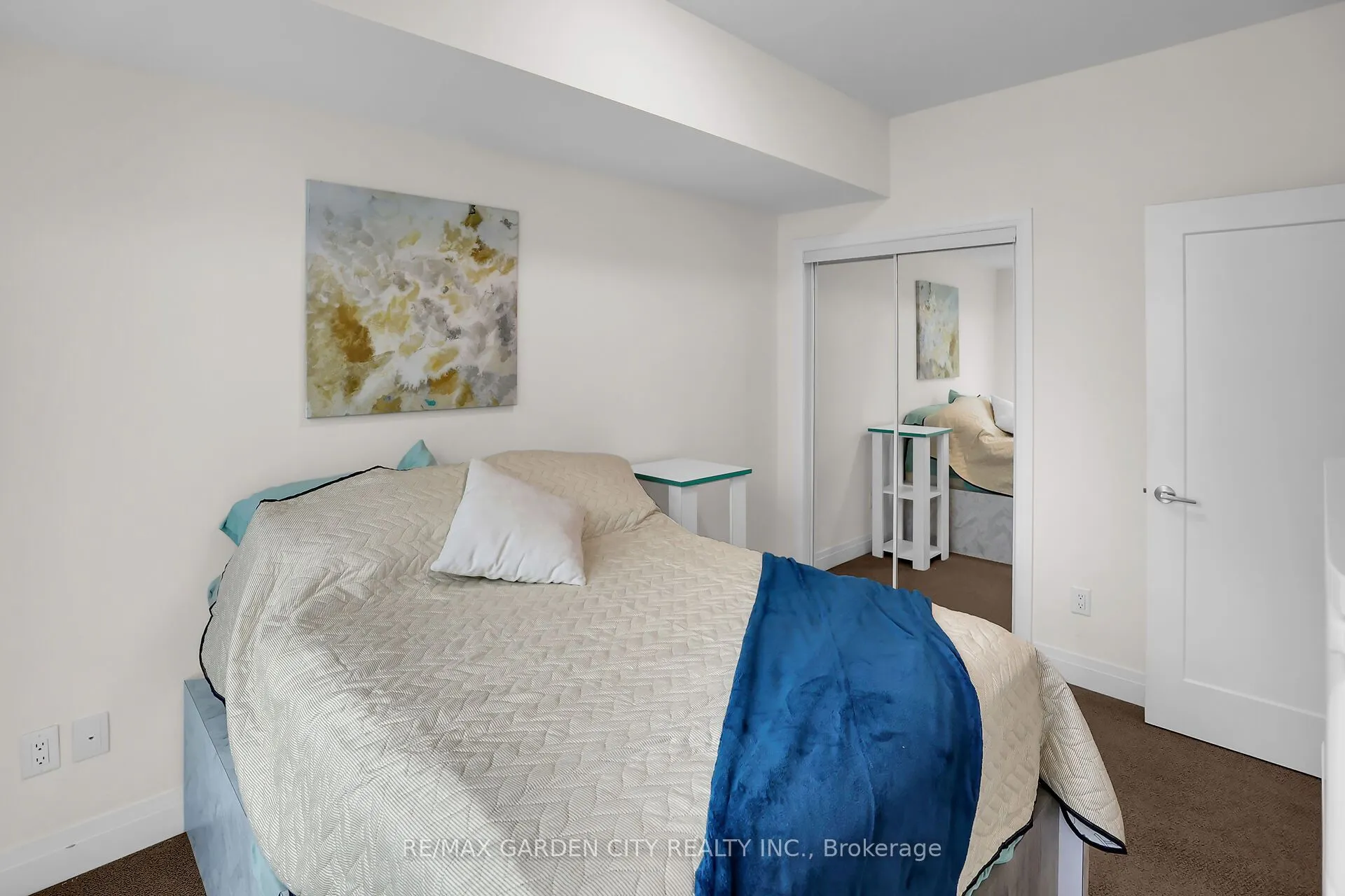 16 Concord Place, #431