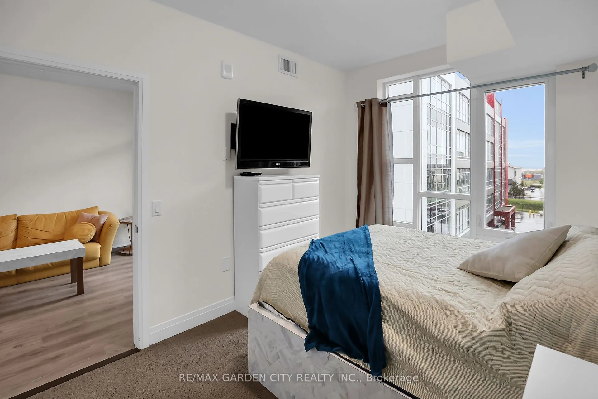 16 Concord Place, #431