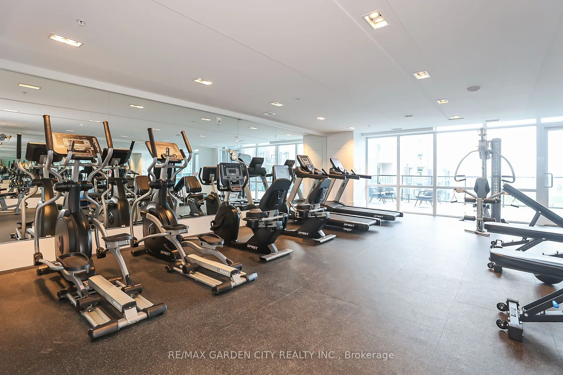 16 Concord Place, #431