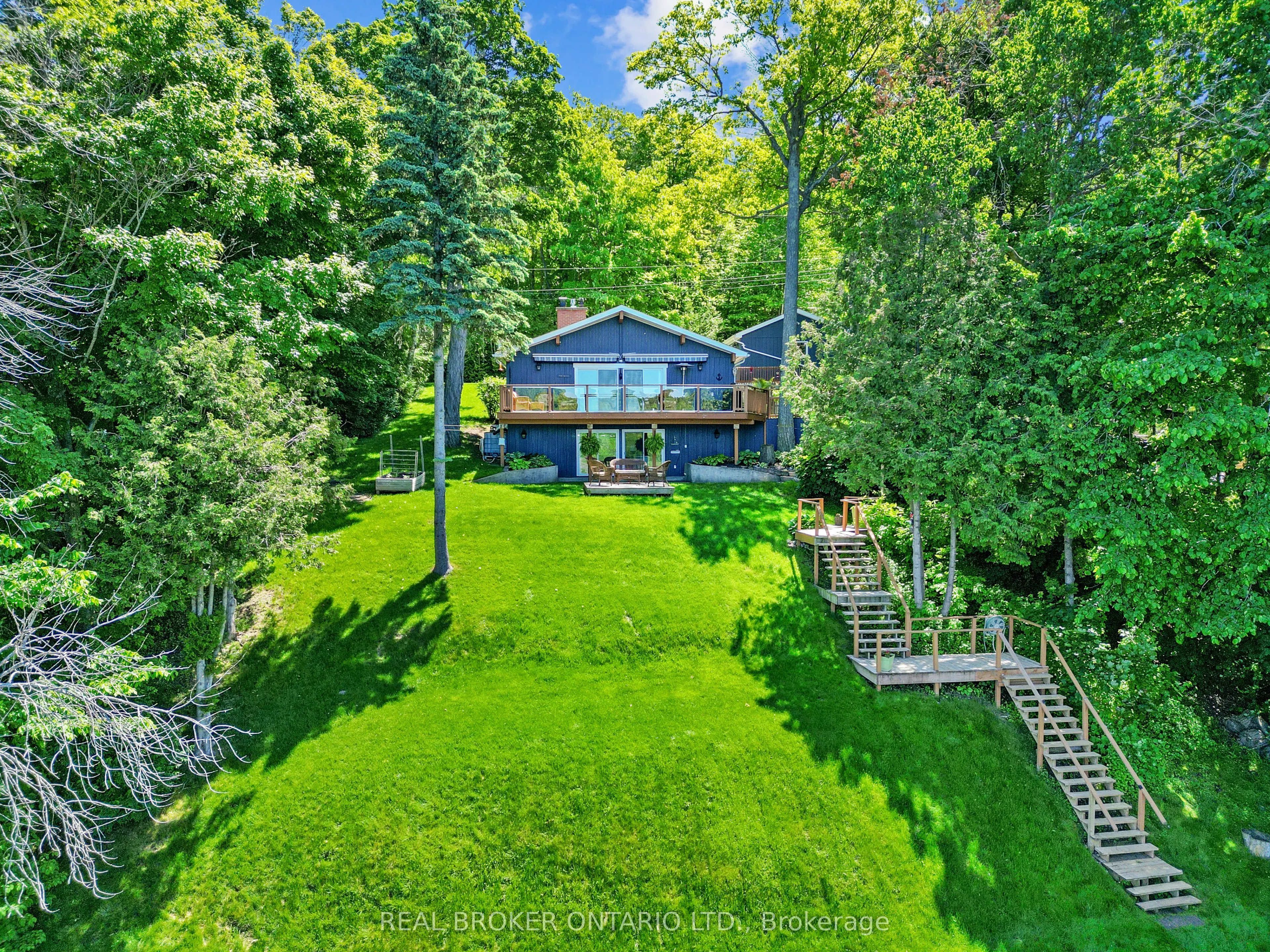 102 Fleming Bay Road N