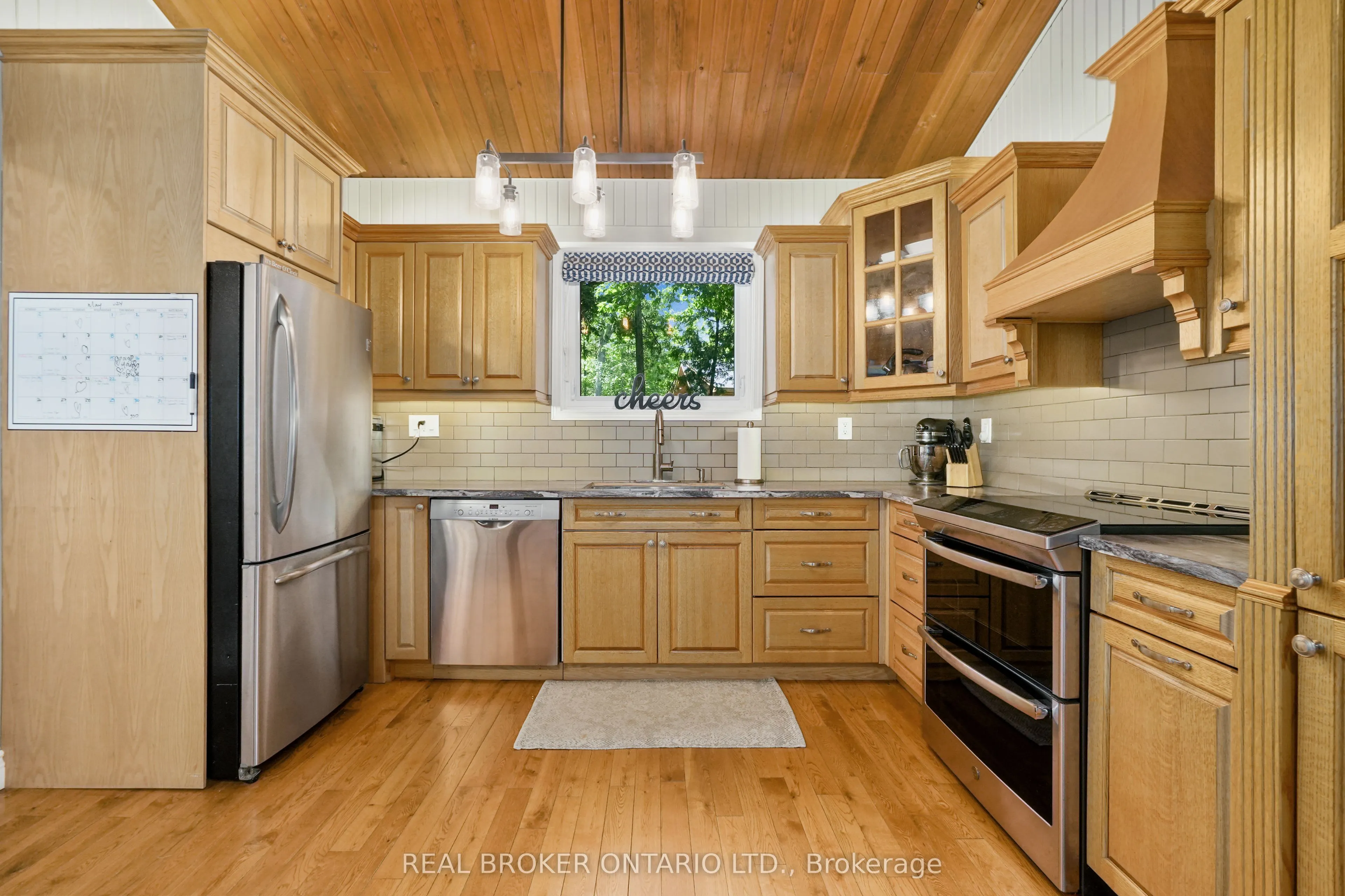 102 Fleming Bay Road N