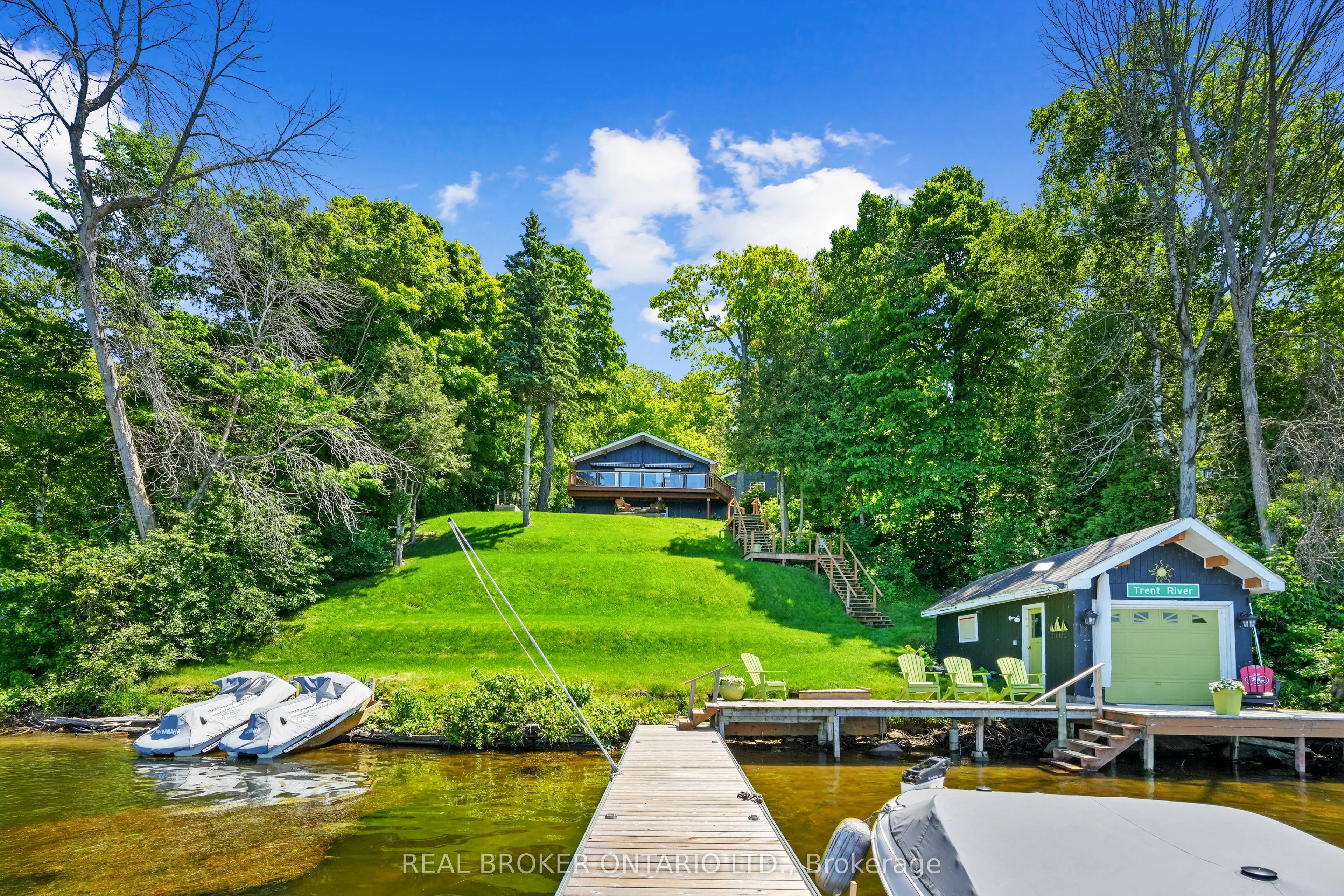 102 Fleming Bay Road N