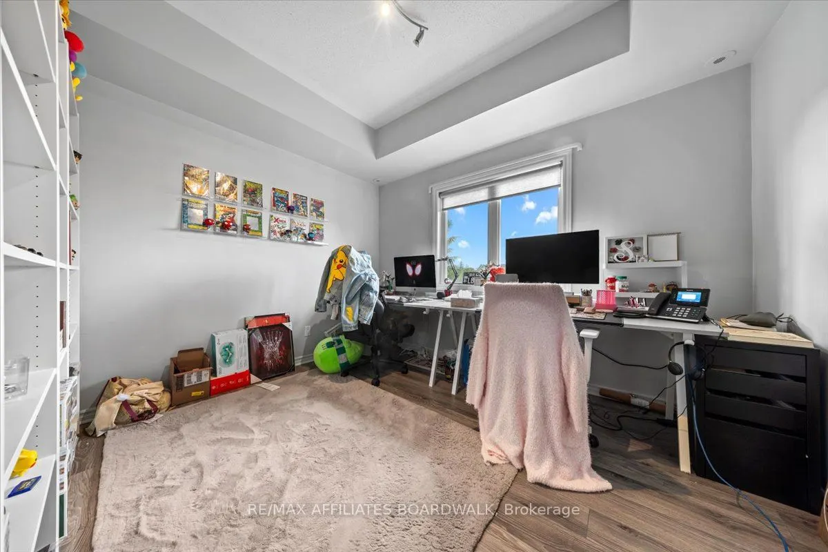 241 Crestway Crescent Drive, #I