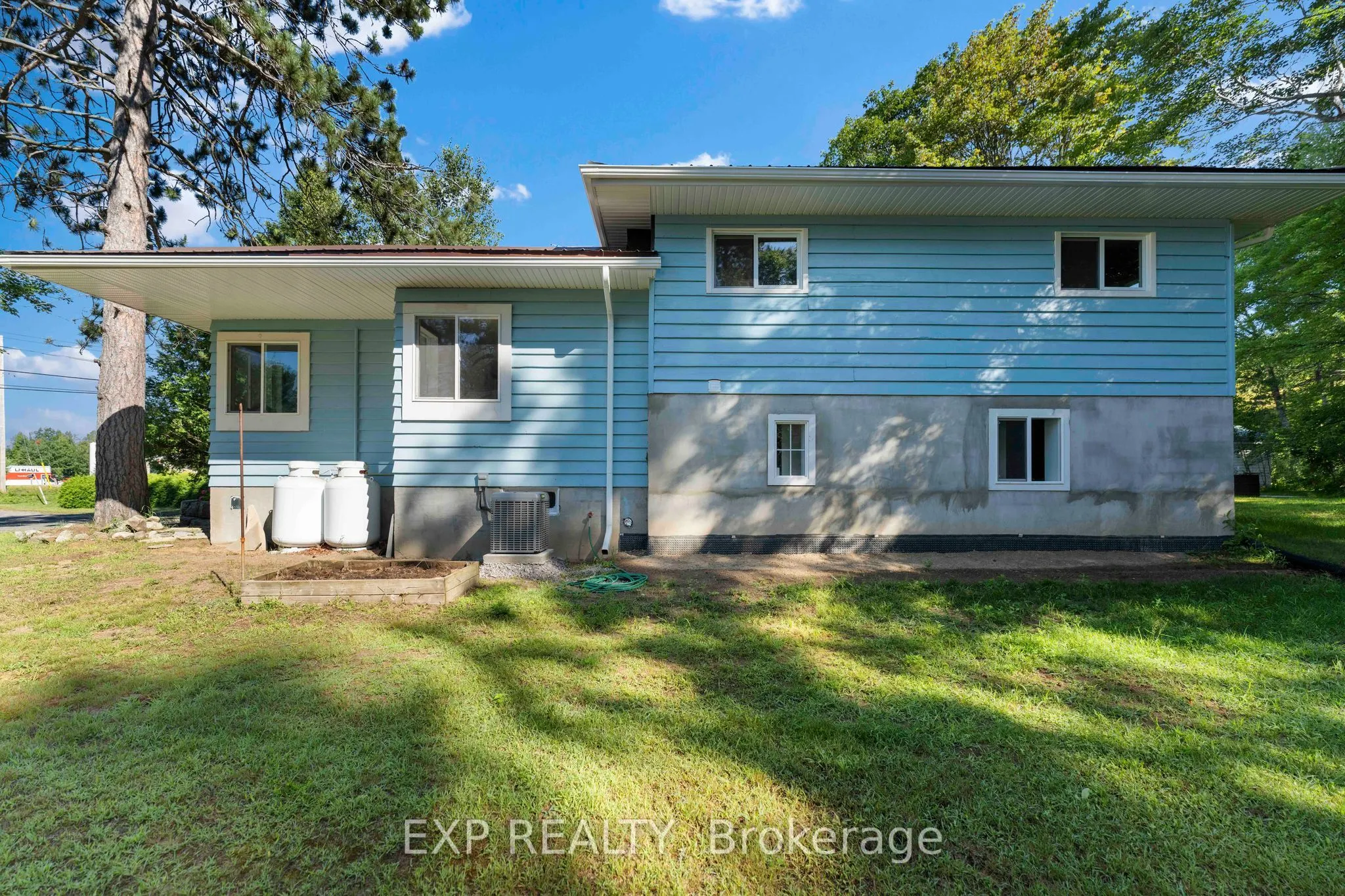 371 John Street