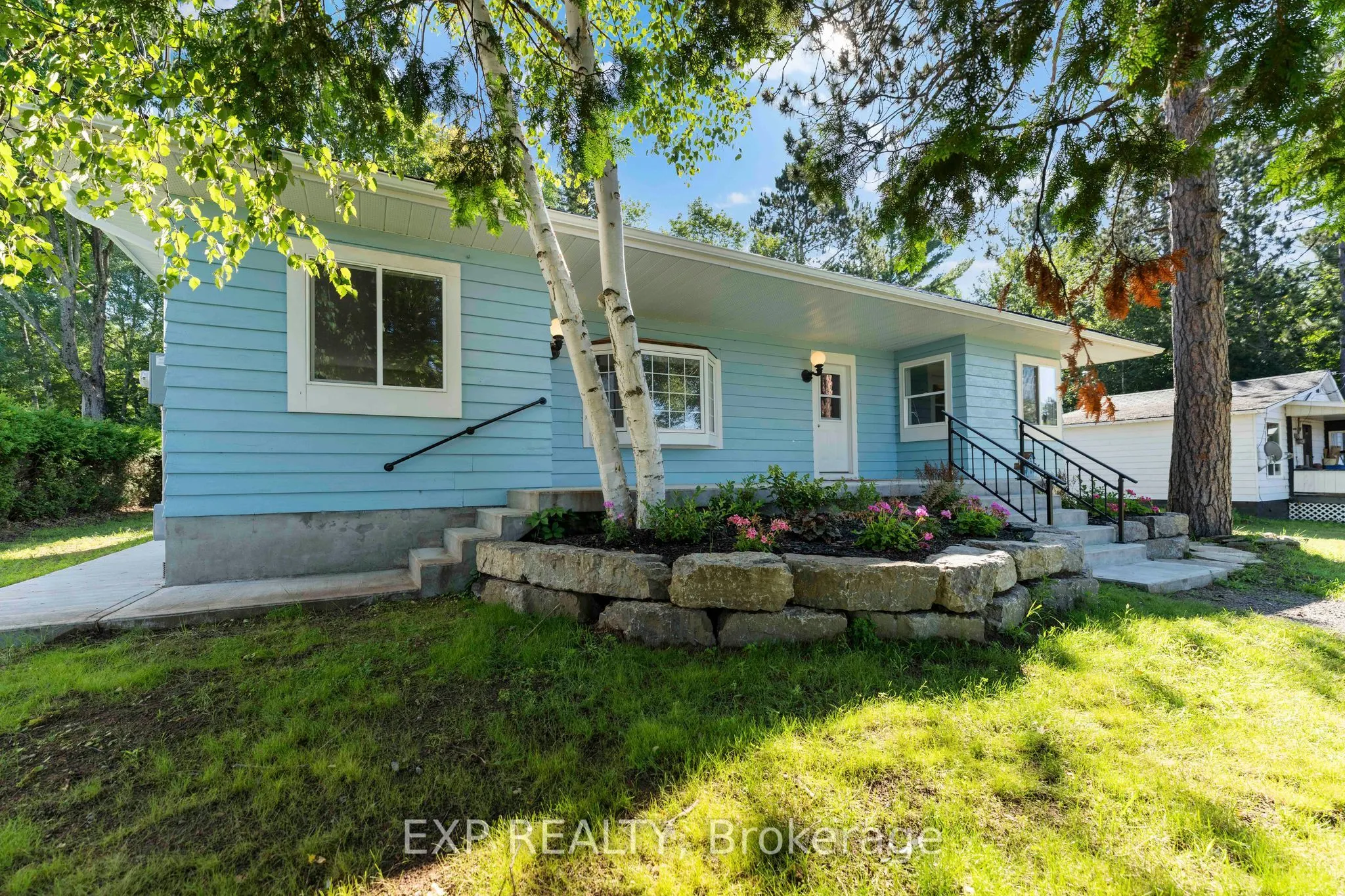 371 John Street