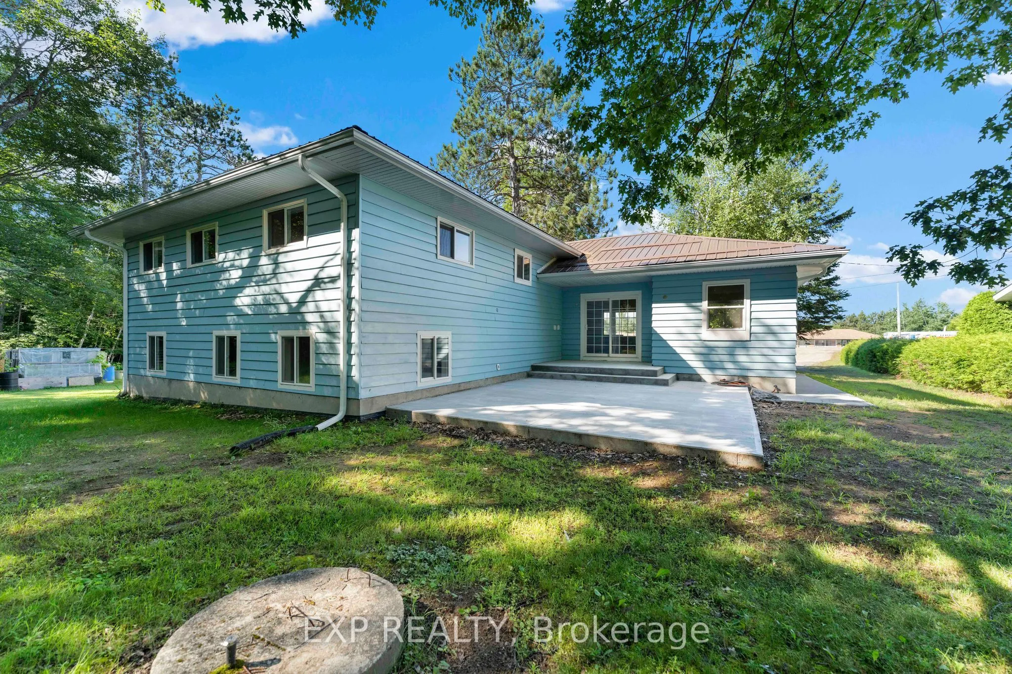 371 John Street